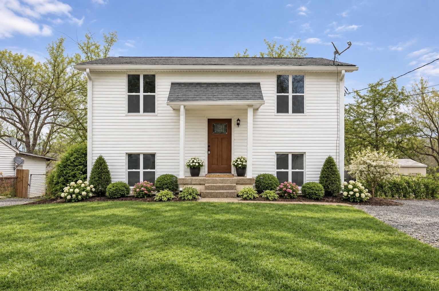 4836 Barclay Square Dr — photo
