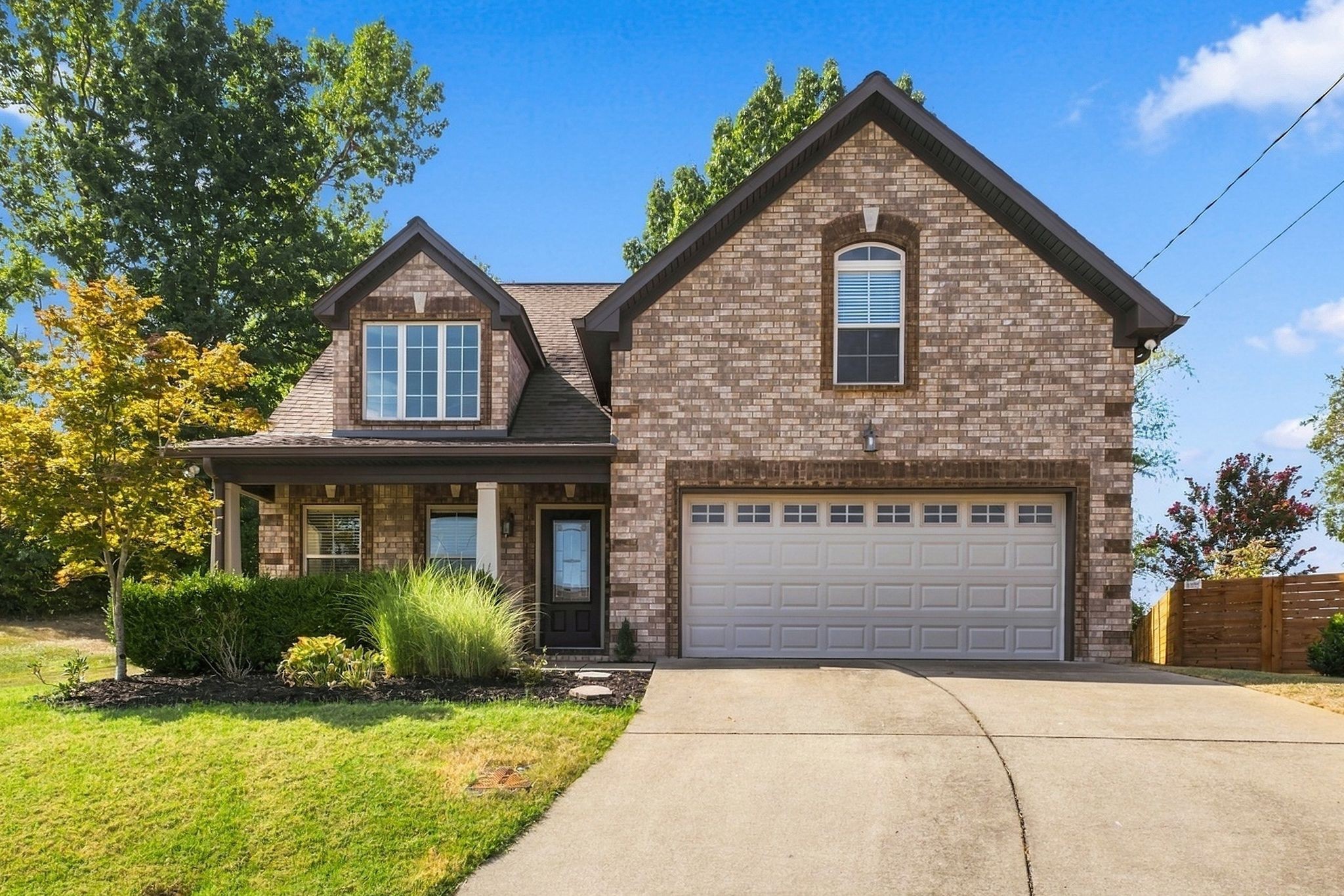 169 Tulip Grove Pt — photo