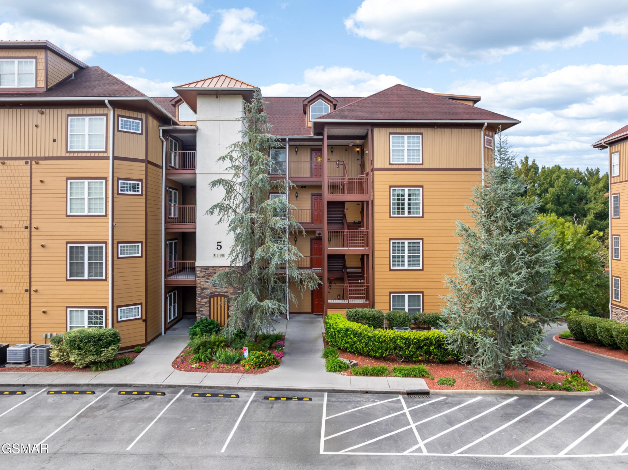 527 River Place Way 516 — photo