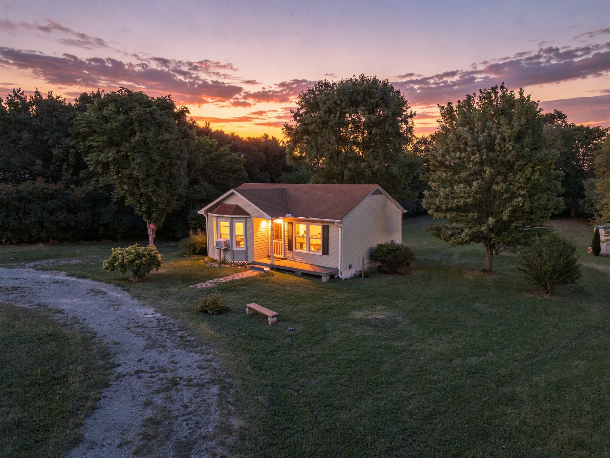 5214 Jones Chapel Rd — photo