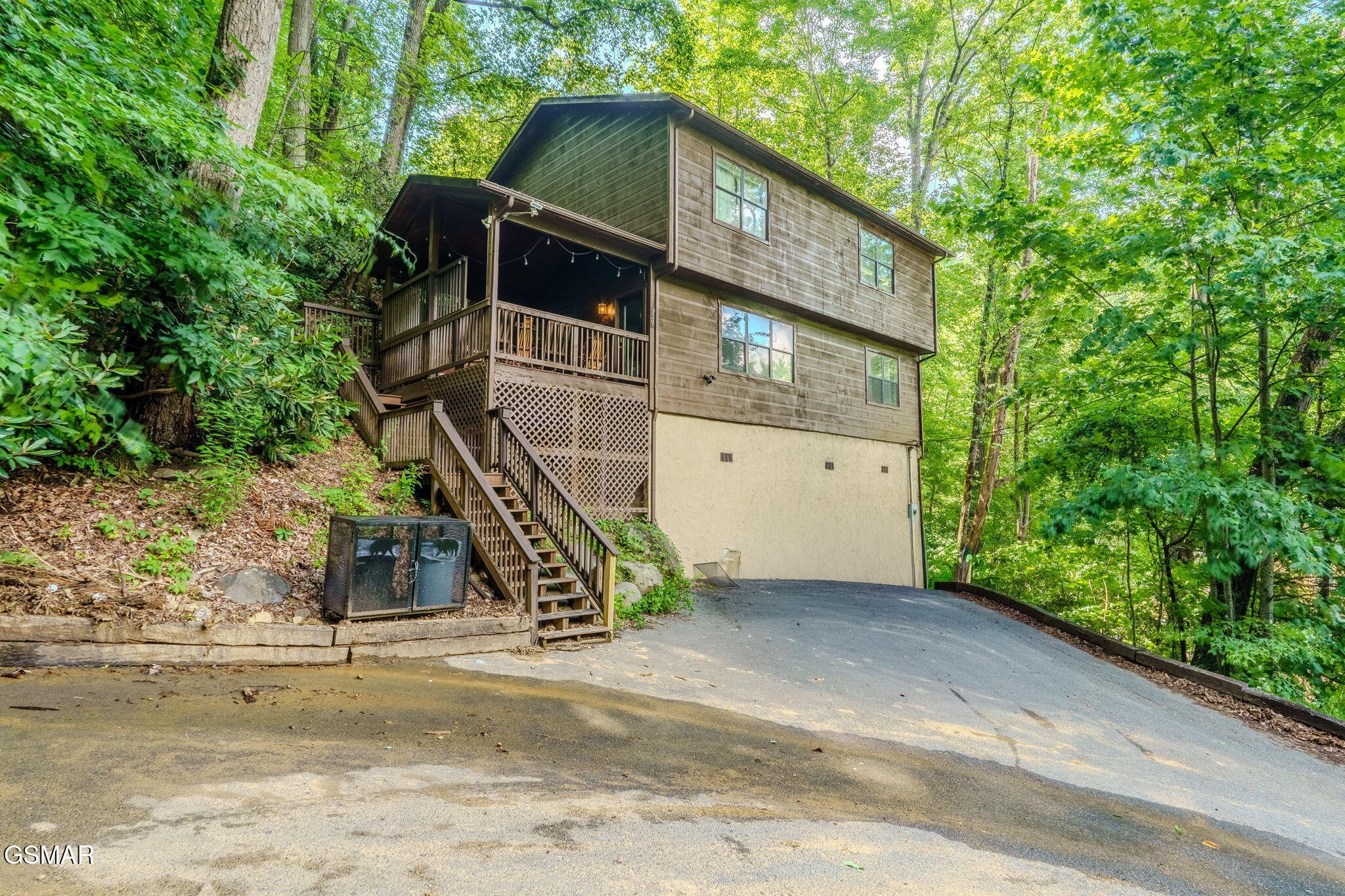 937 Ski Mountain Road — photo