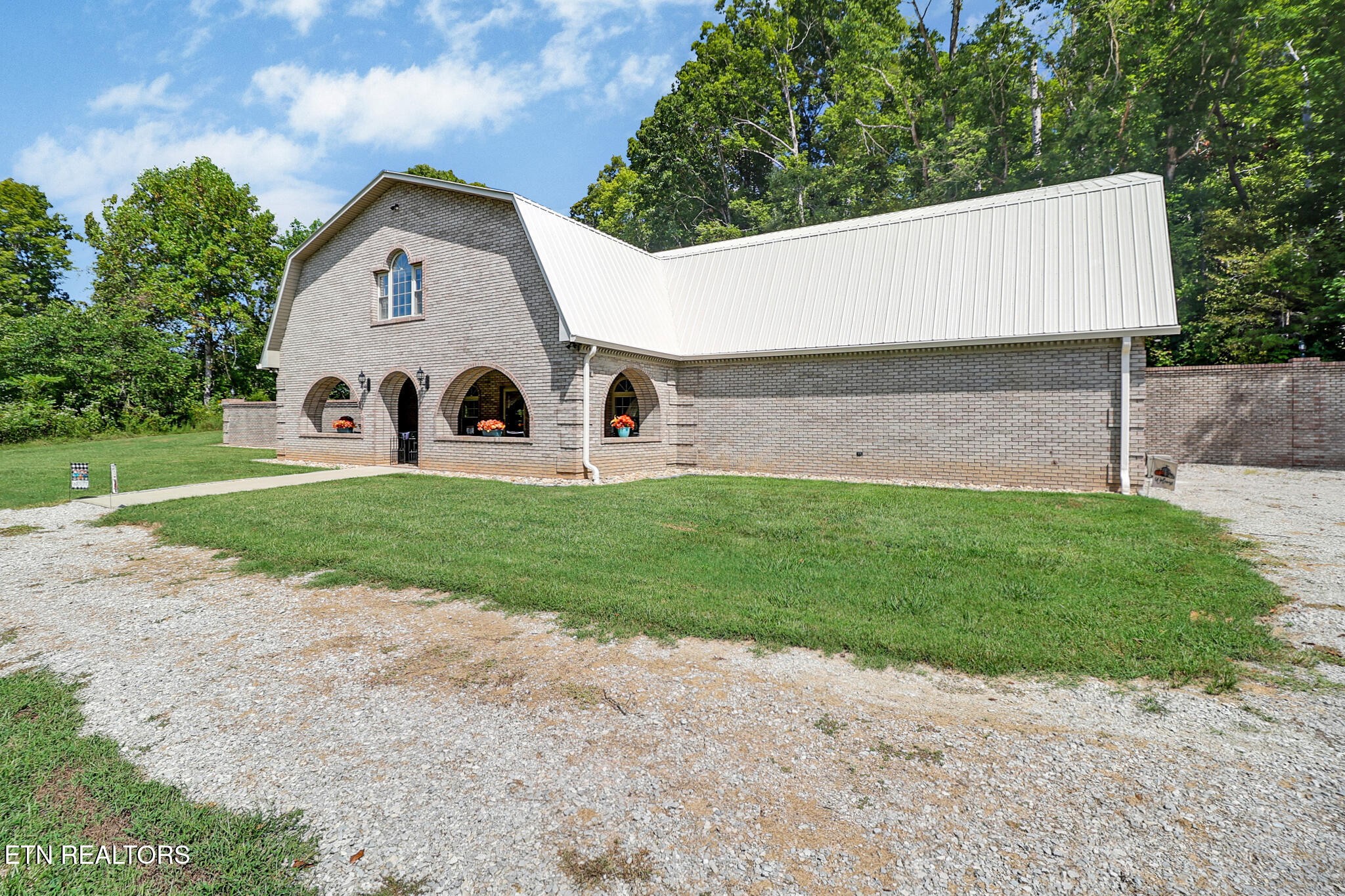 2705 Lick Creek Rd — photo