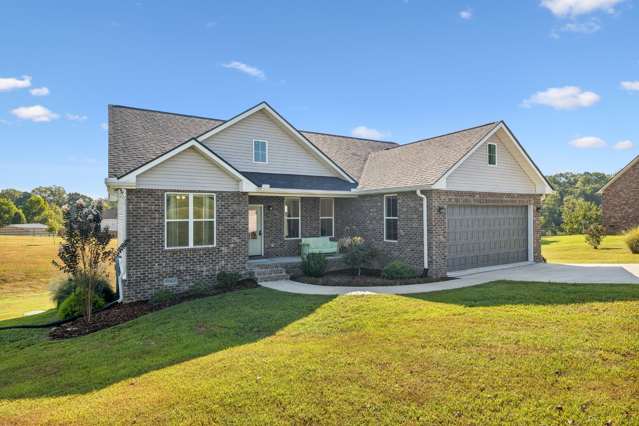 164 Lena Loop — photo