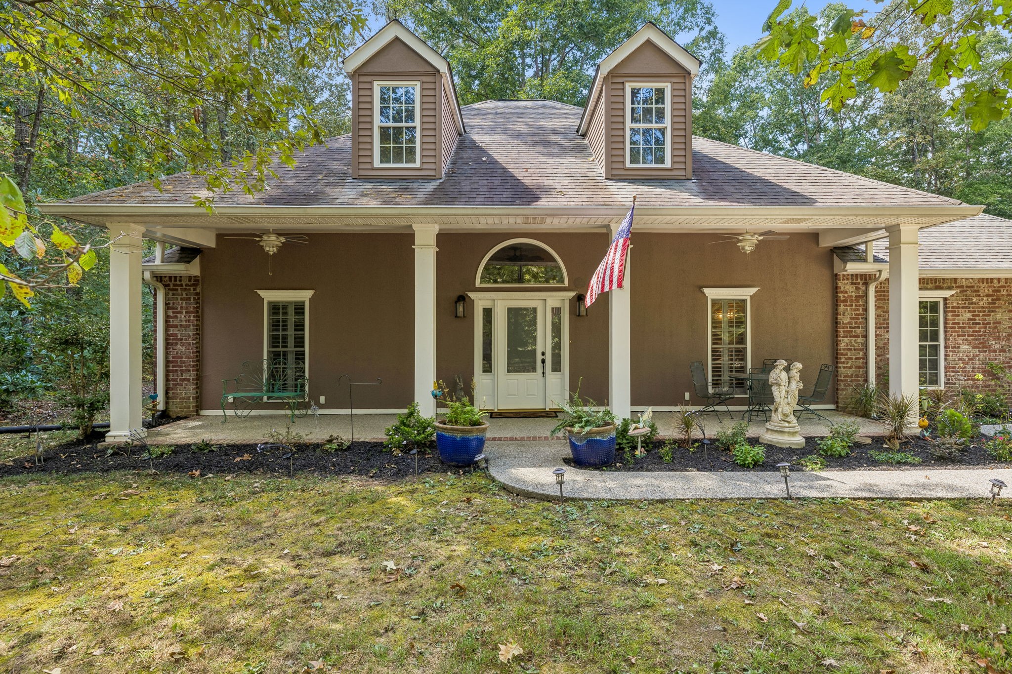 1019 Morningside Dr — photo