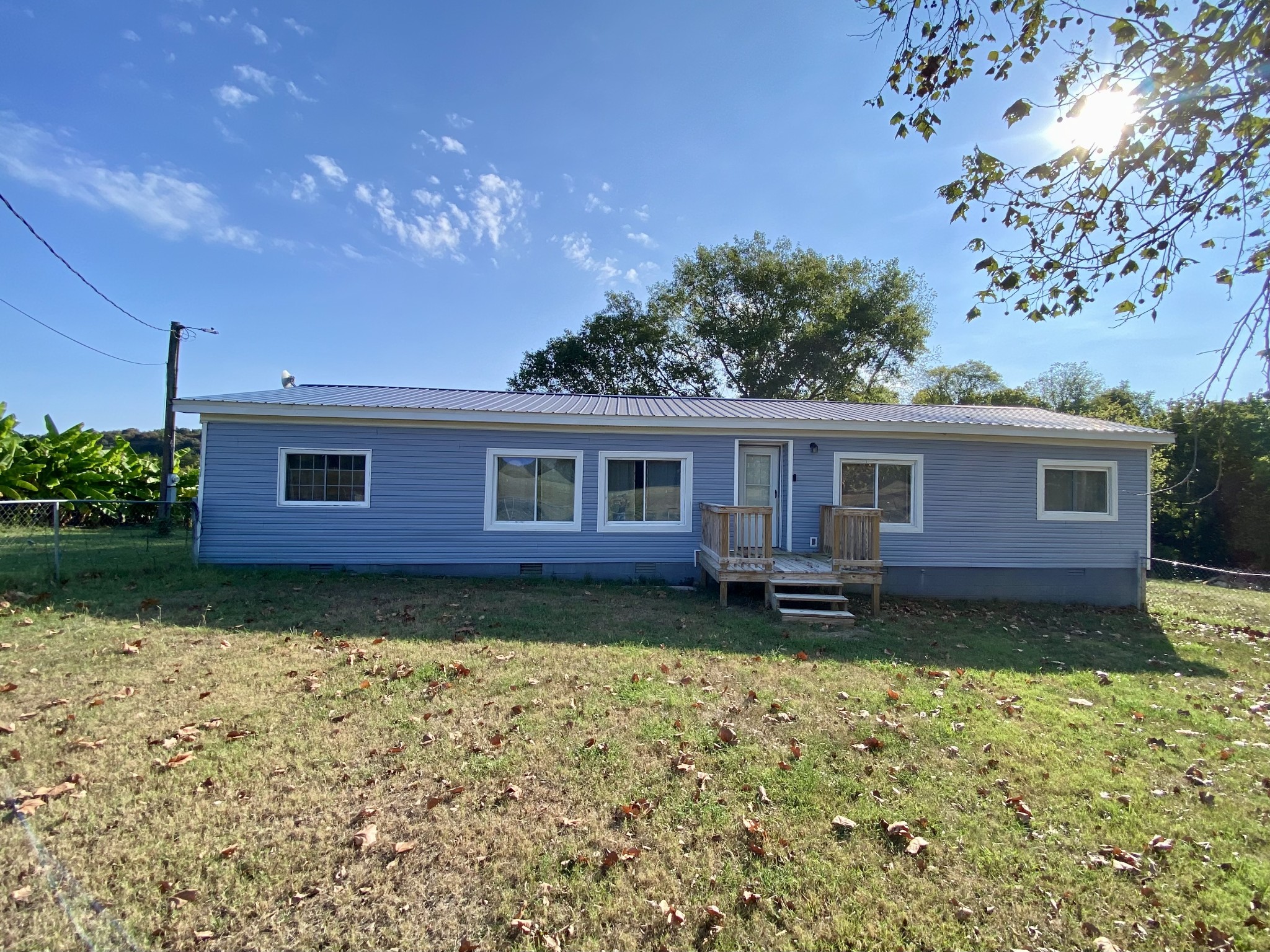 611 Burns Rd — photo