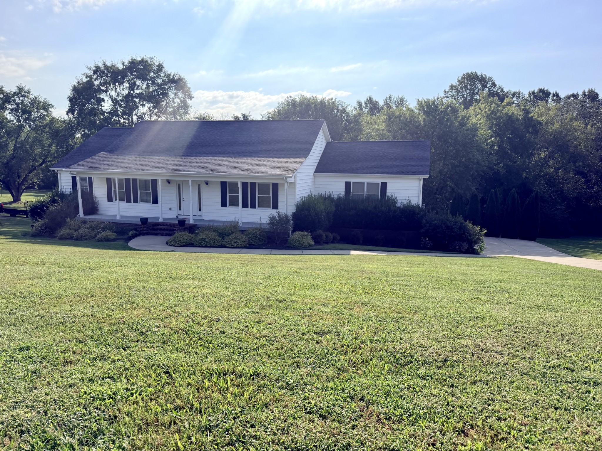 1909 Pointe Barton Dr — photo