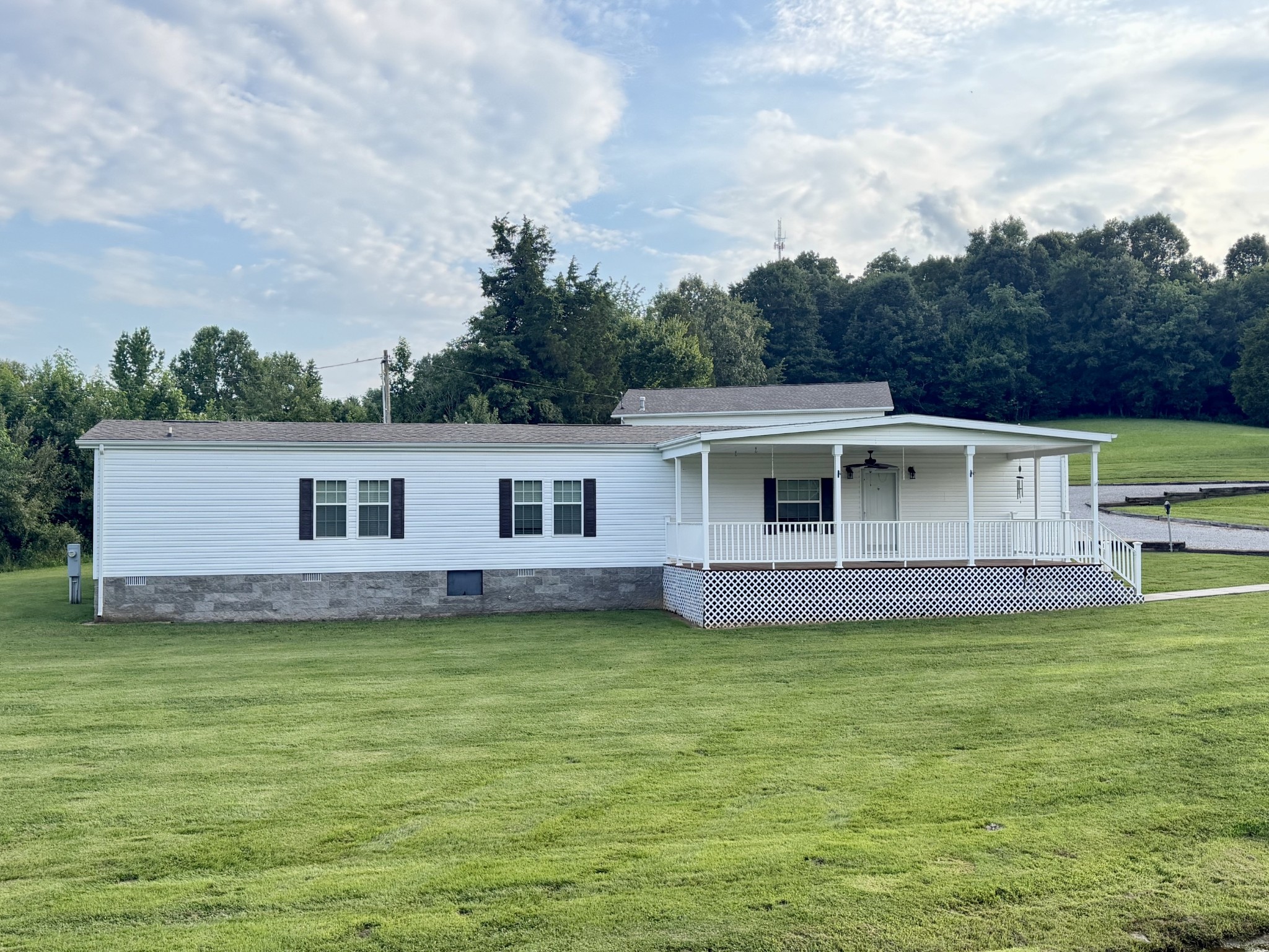 2186 New Cypress Rd — photo