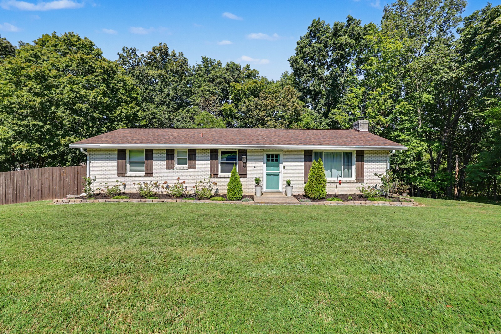 1101 Cotton Harris Rd — photo