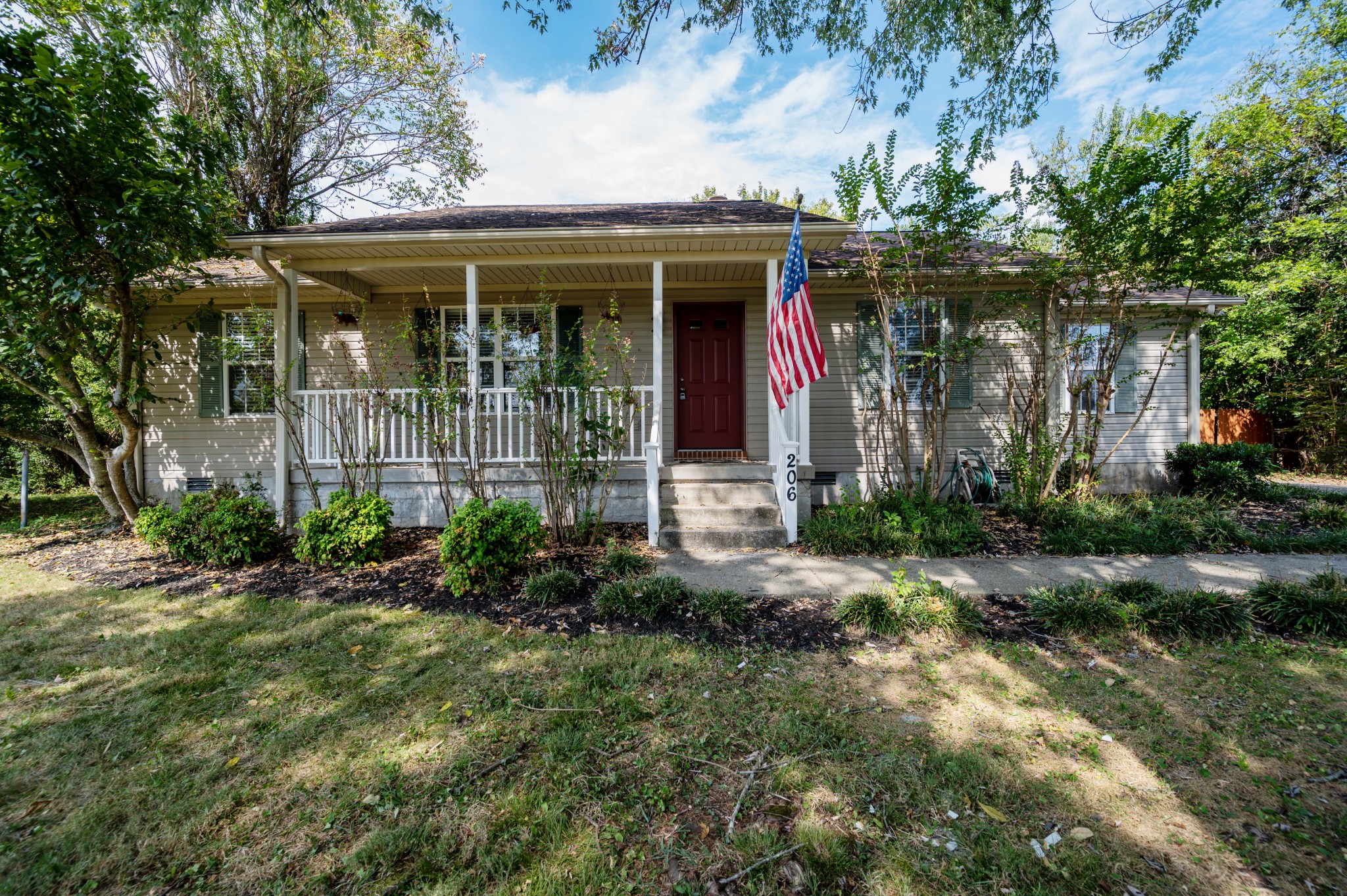206 Caribou Trl — photo
