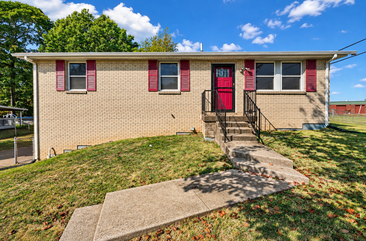 443 Appleton Dr — photo