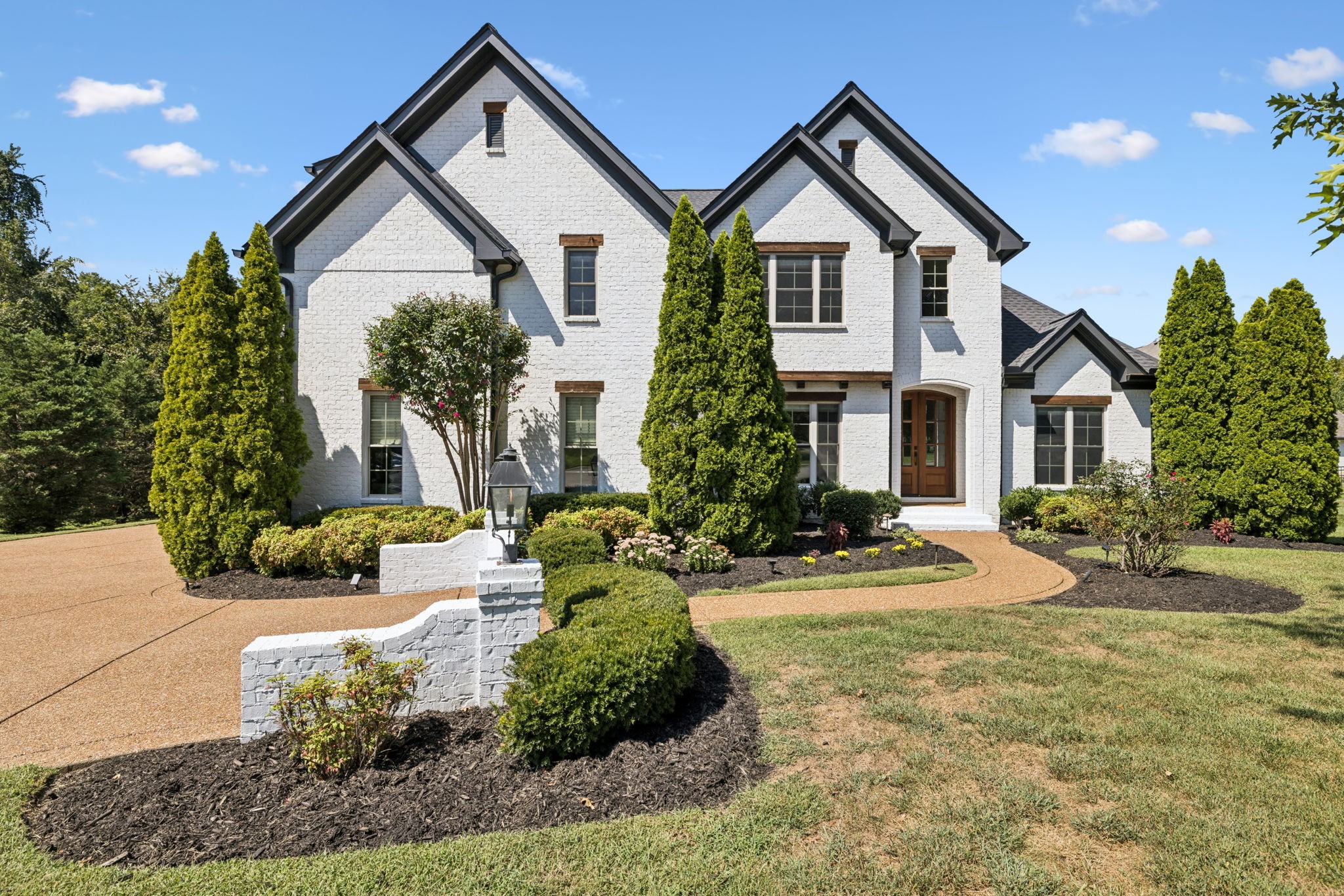 1005 Orchard Hill Ct — photo