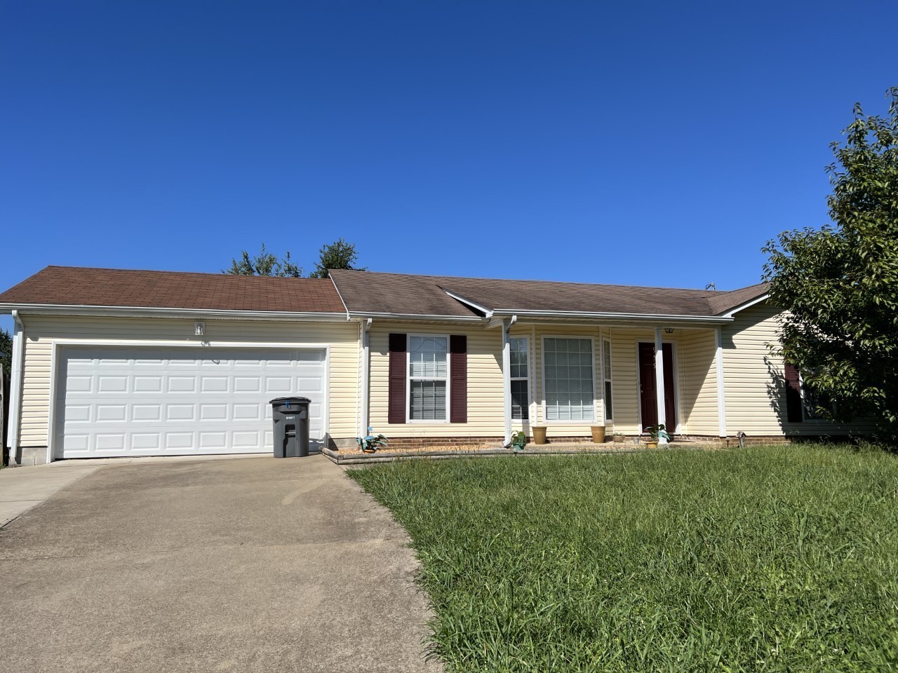 959 Van Buren Ave — photo
