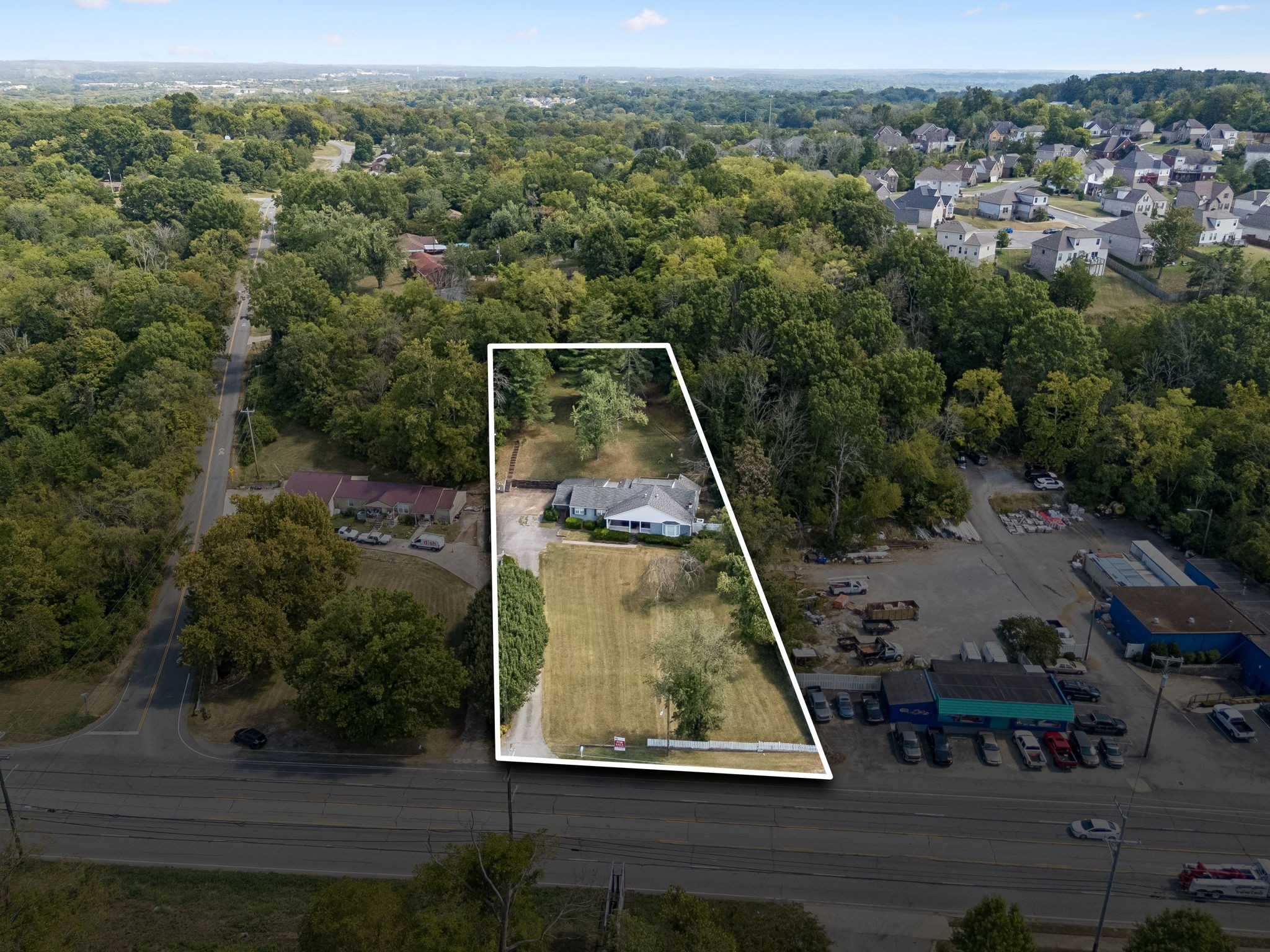 1332 S Dickerson Rd — photo