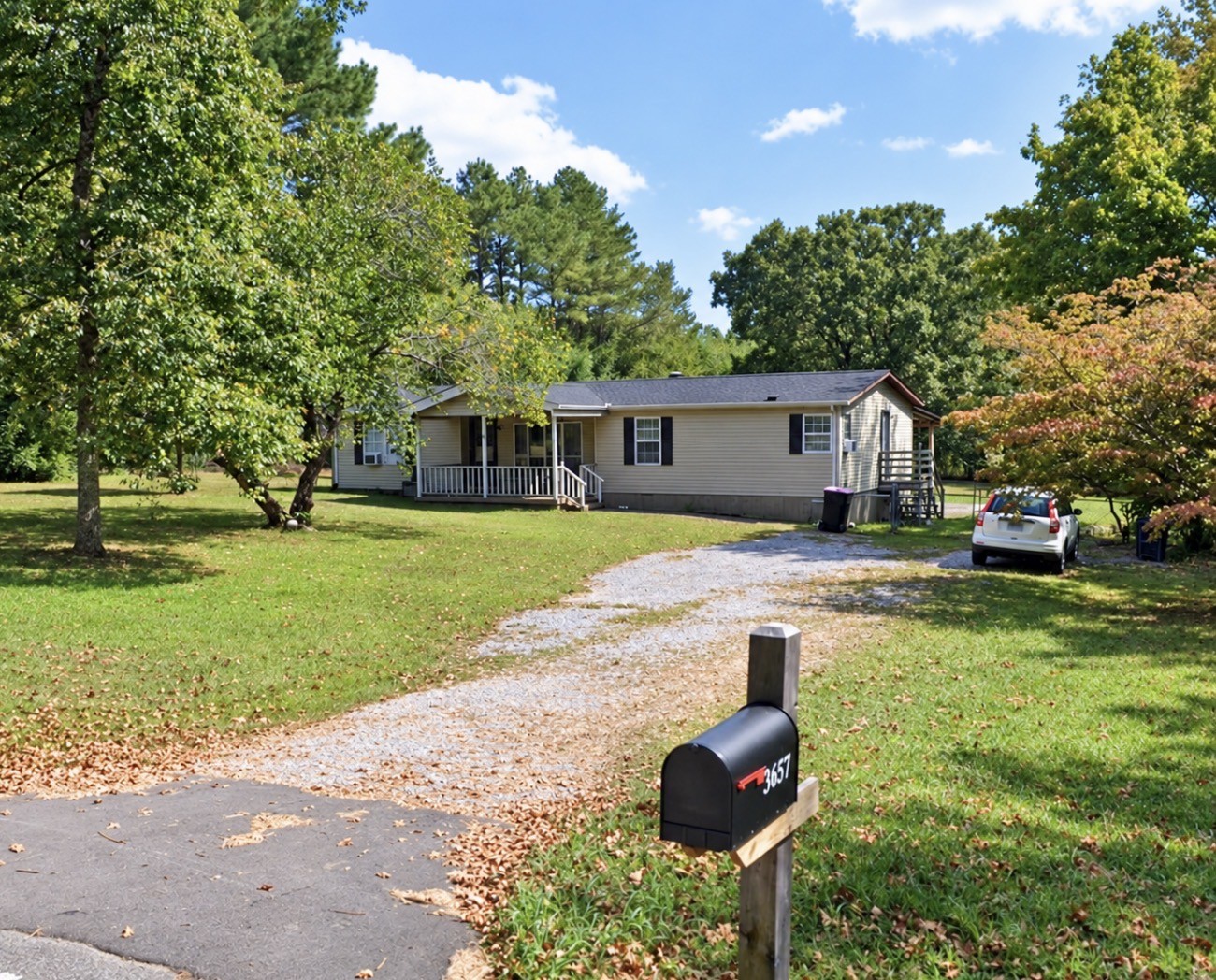 3657 Baxter Rd — photo