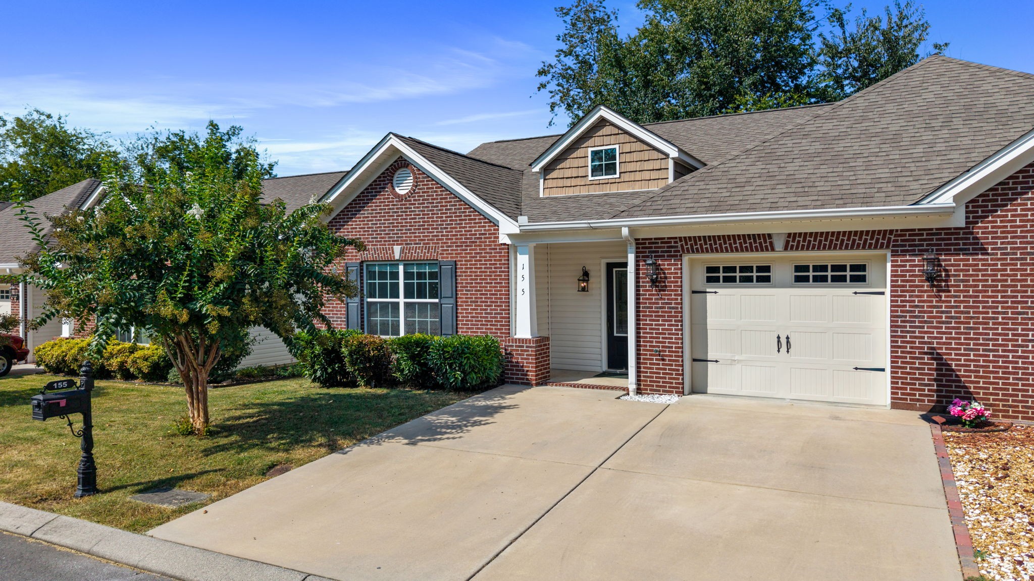 155 Emmyllie Ct, NE — photo