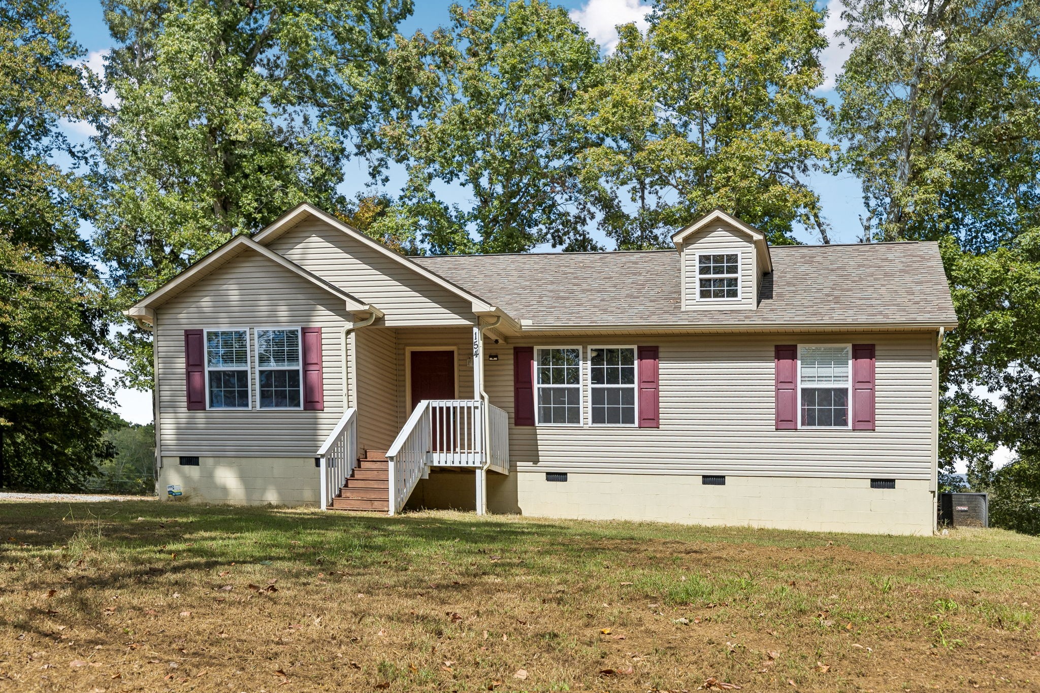 154 E Beasley Rd — photo