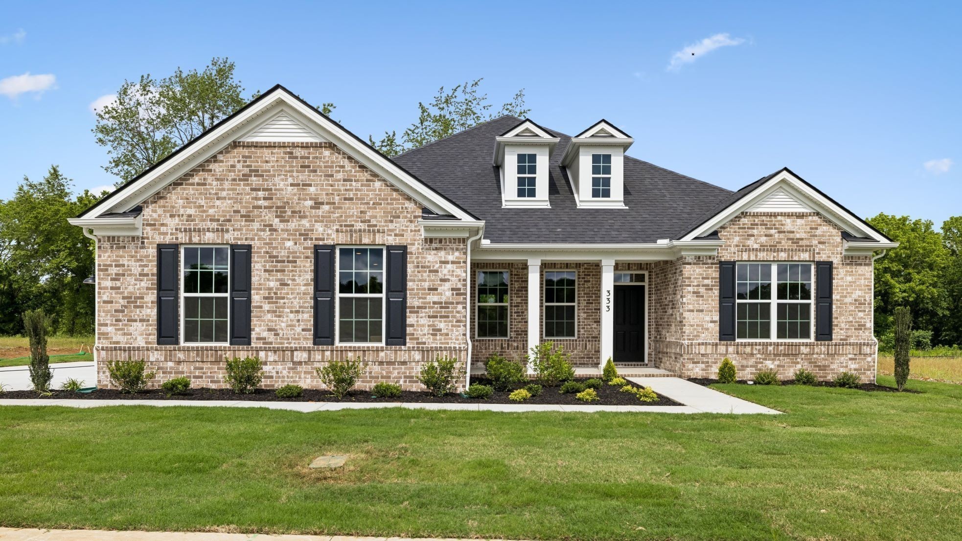 329 Harvest Point Blvd — photo