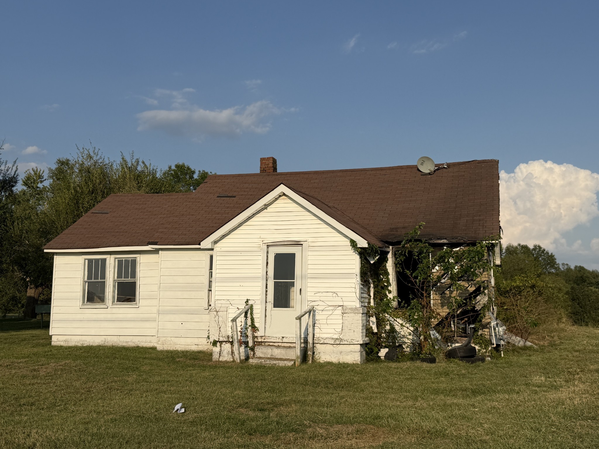 311 Old Highway 109 — photo