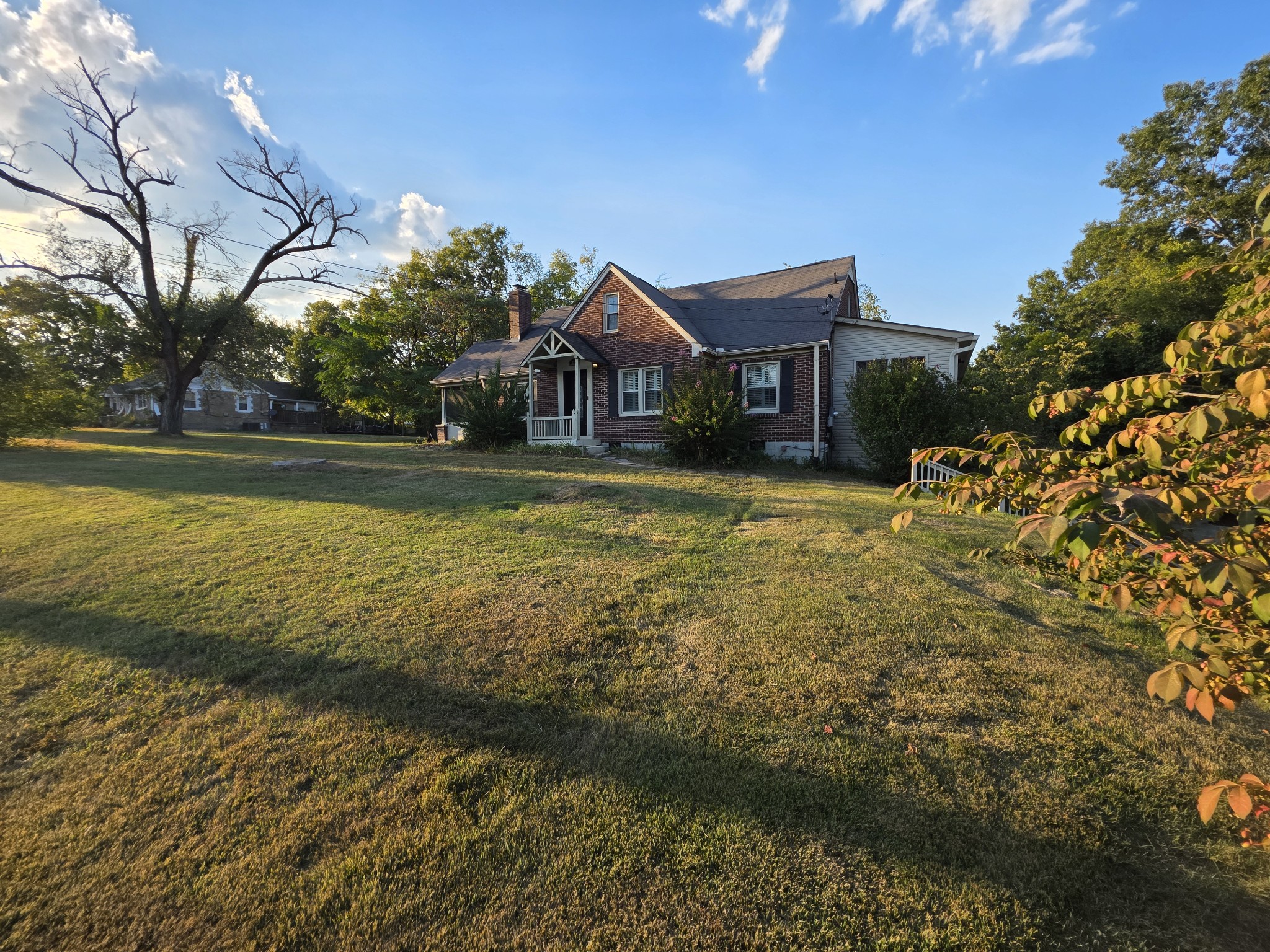 322 E Campbell Rd — photo