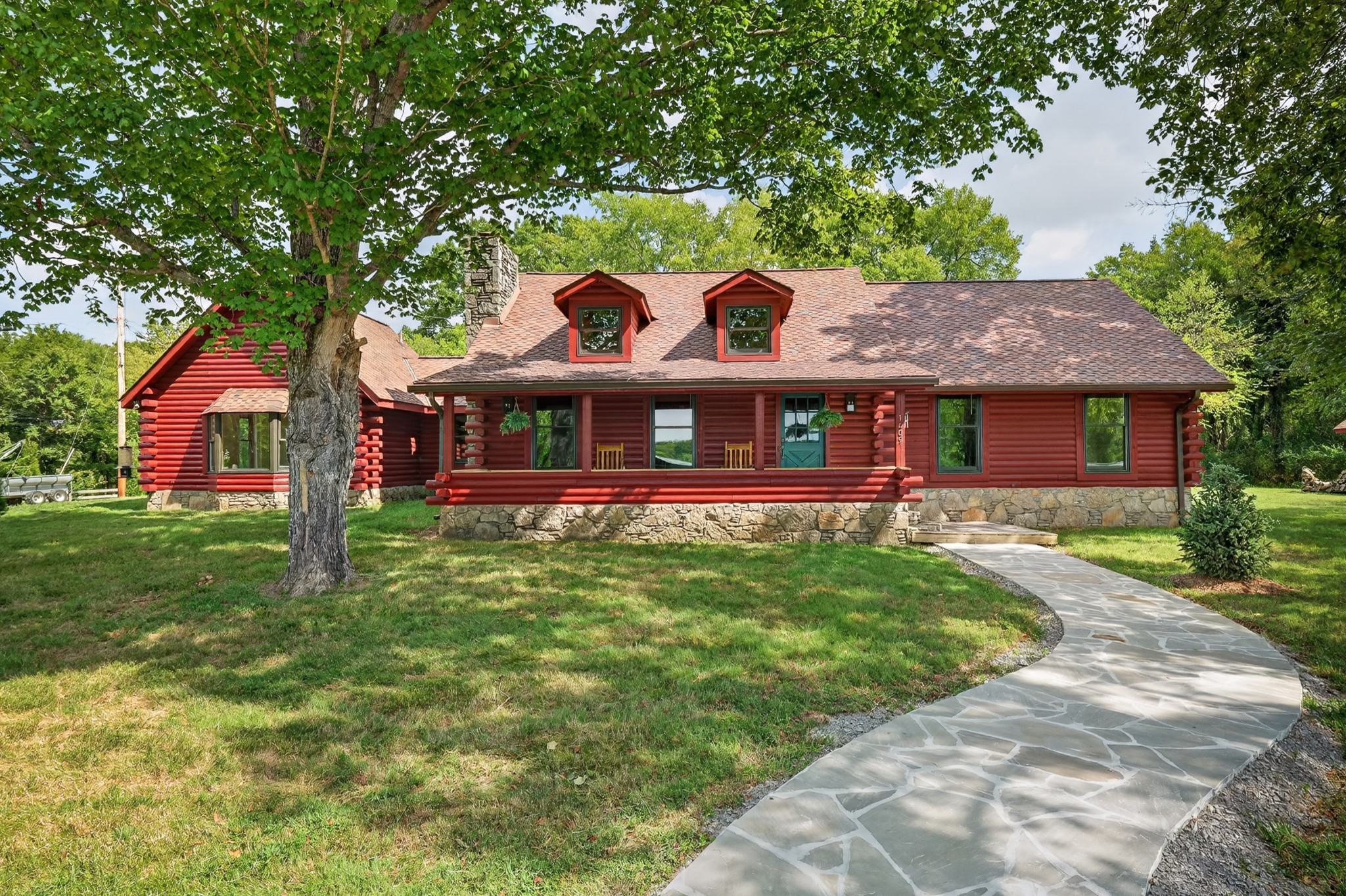 1409 Wade Brown Rd — photo