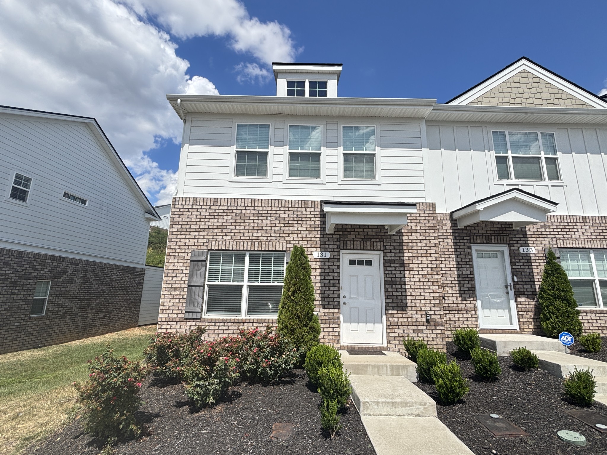 131 Dry Creek Commons Dr — photo