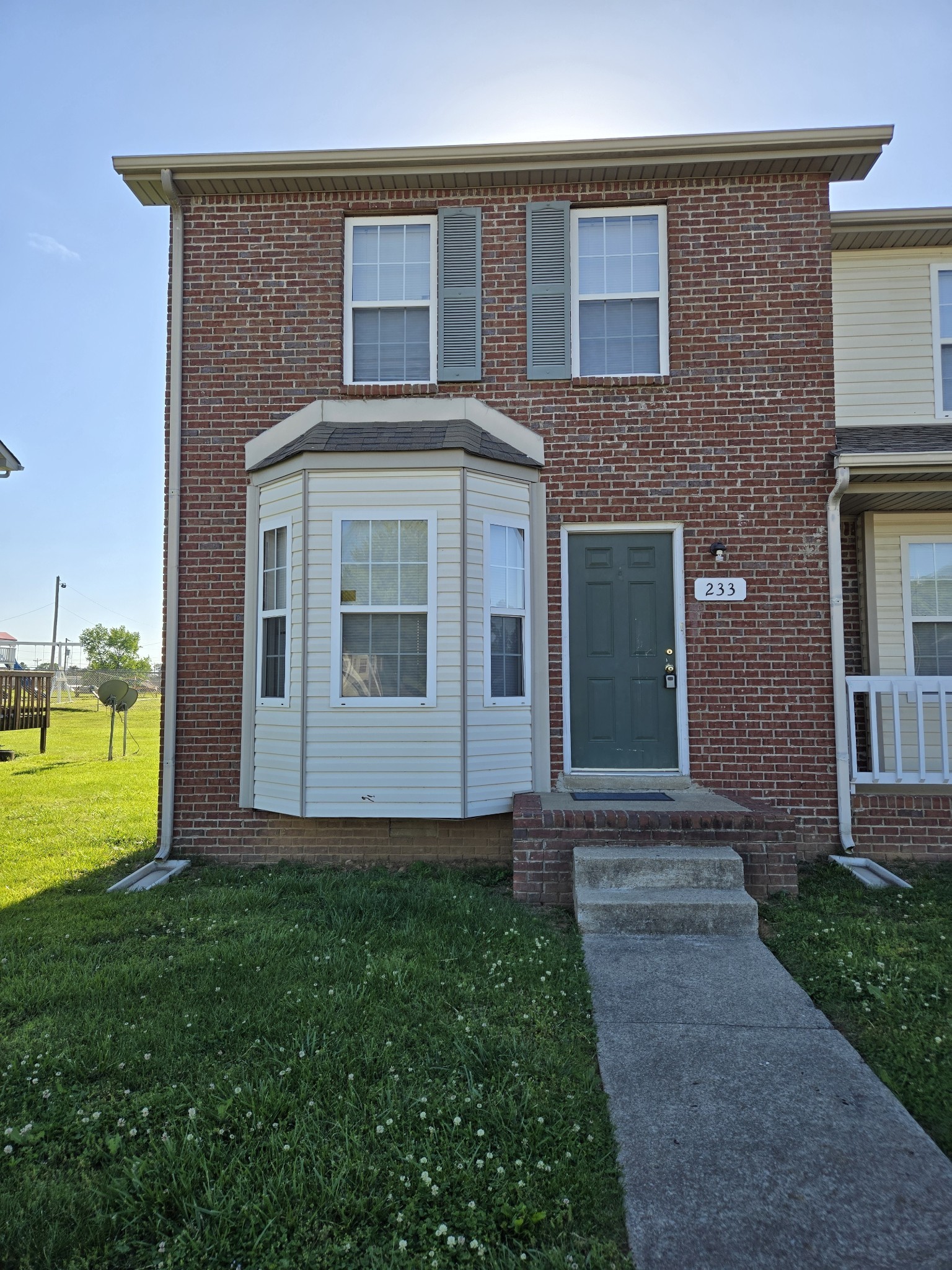 233 Tree Line Dr — photo