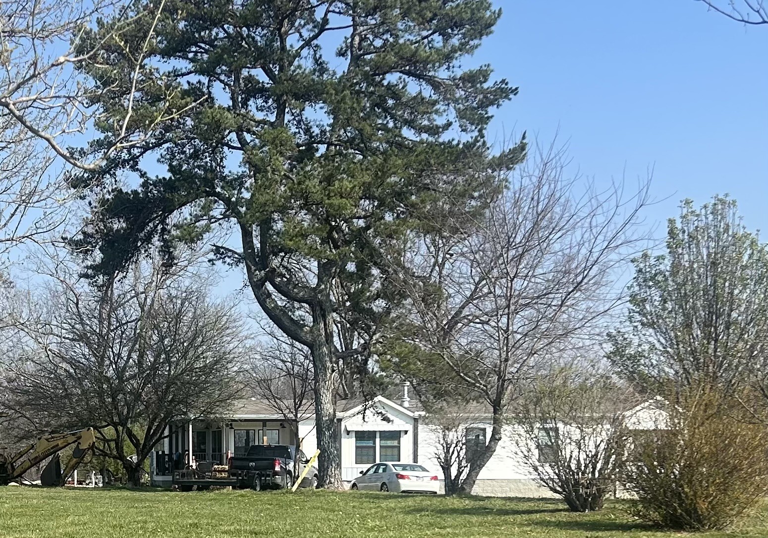 792 Brewer Rd — photo