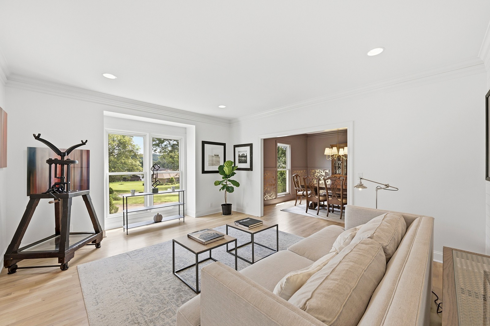 6436 Worchester Dr — photo