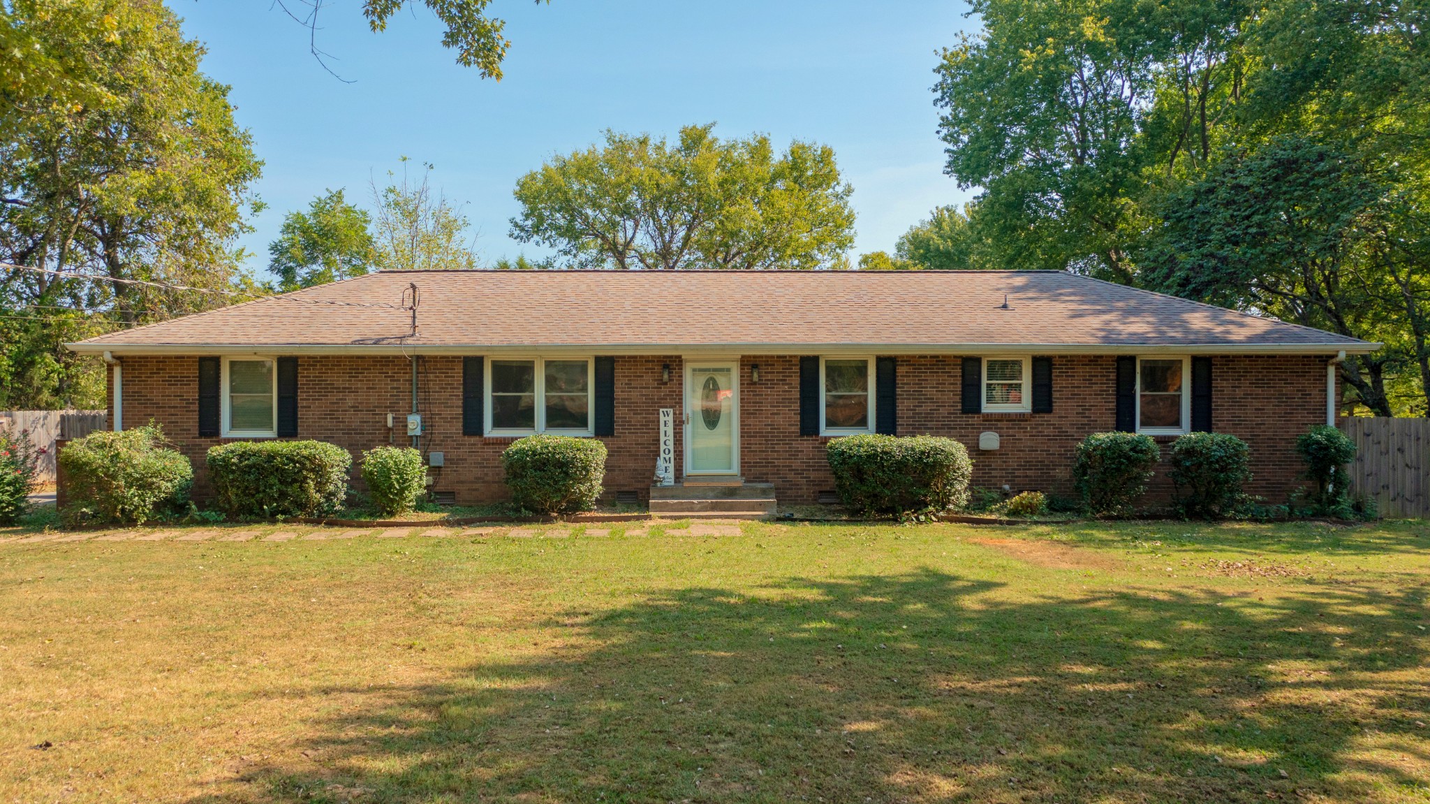 1423 Sparta Pike — photo