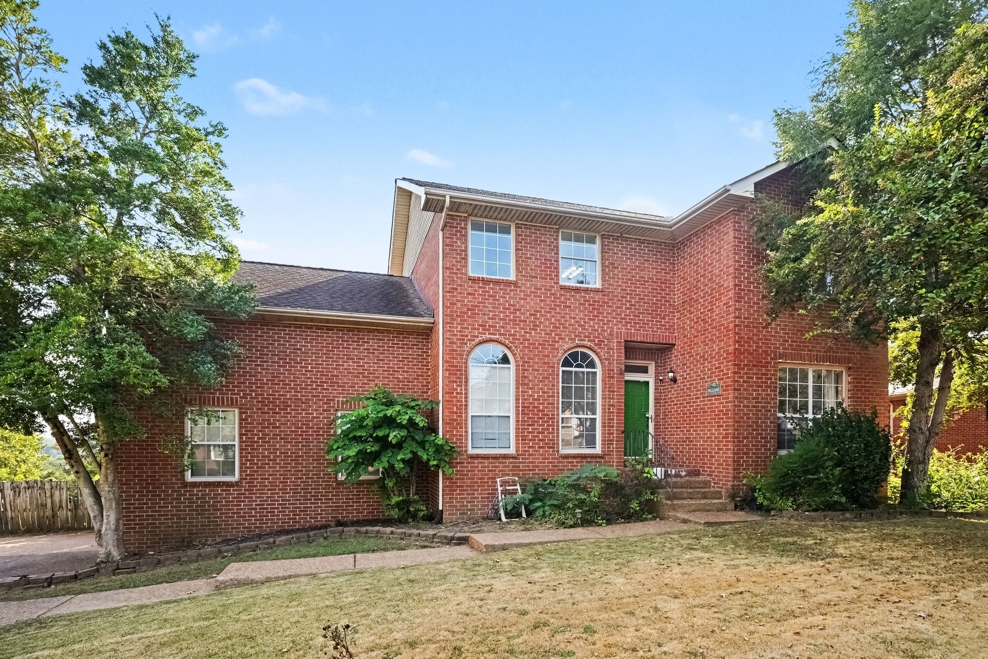 6721 Autumnwood Dr — photo
