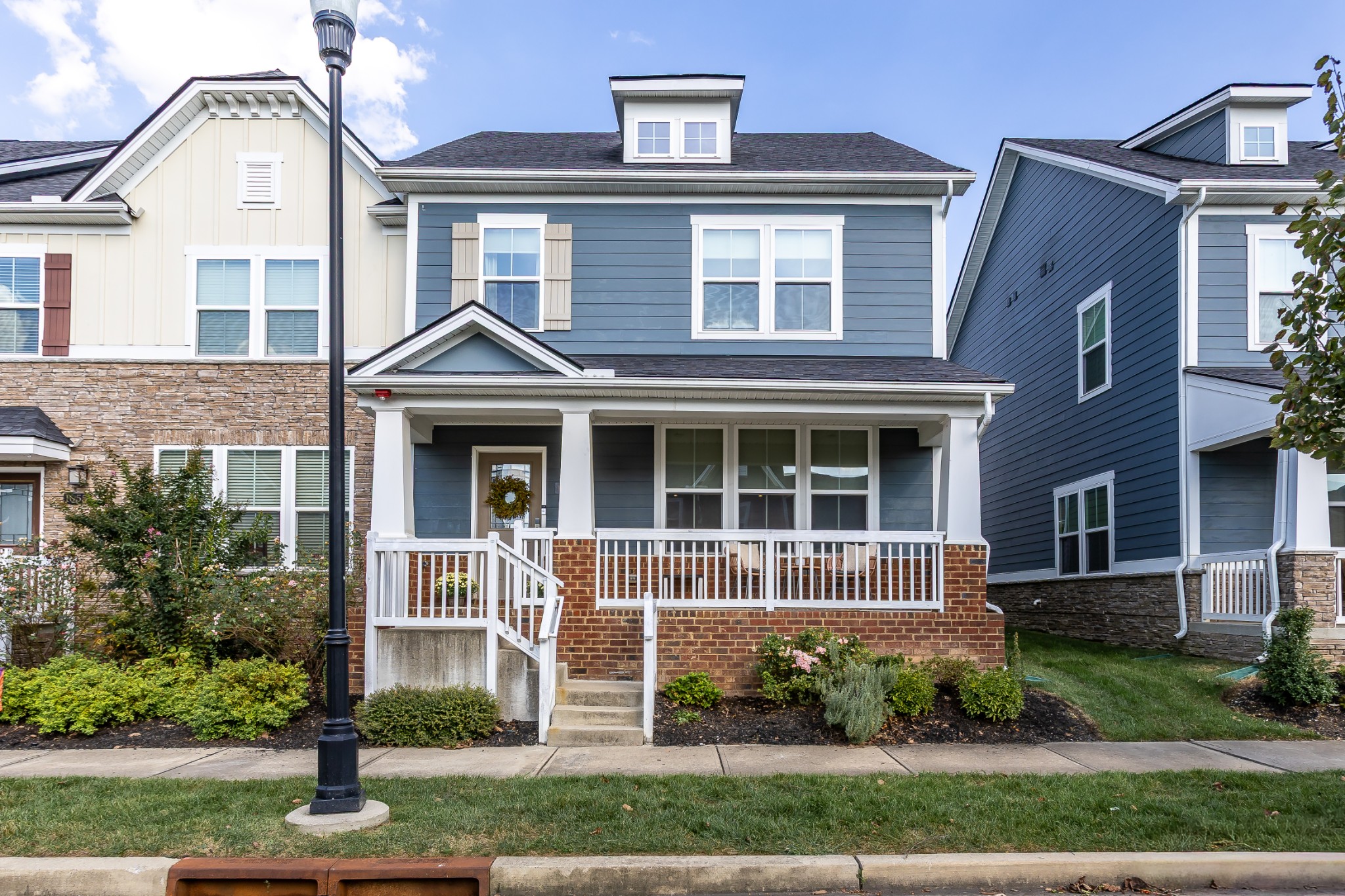 1061 Oglethorpe Dr — photo
