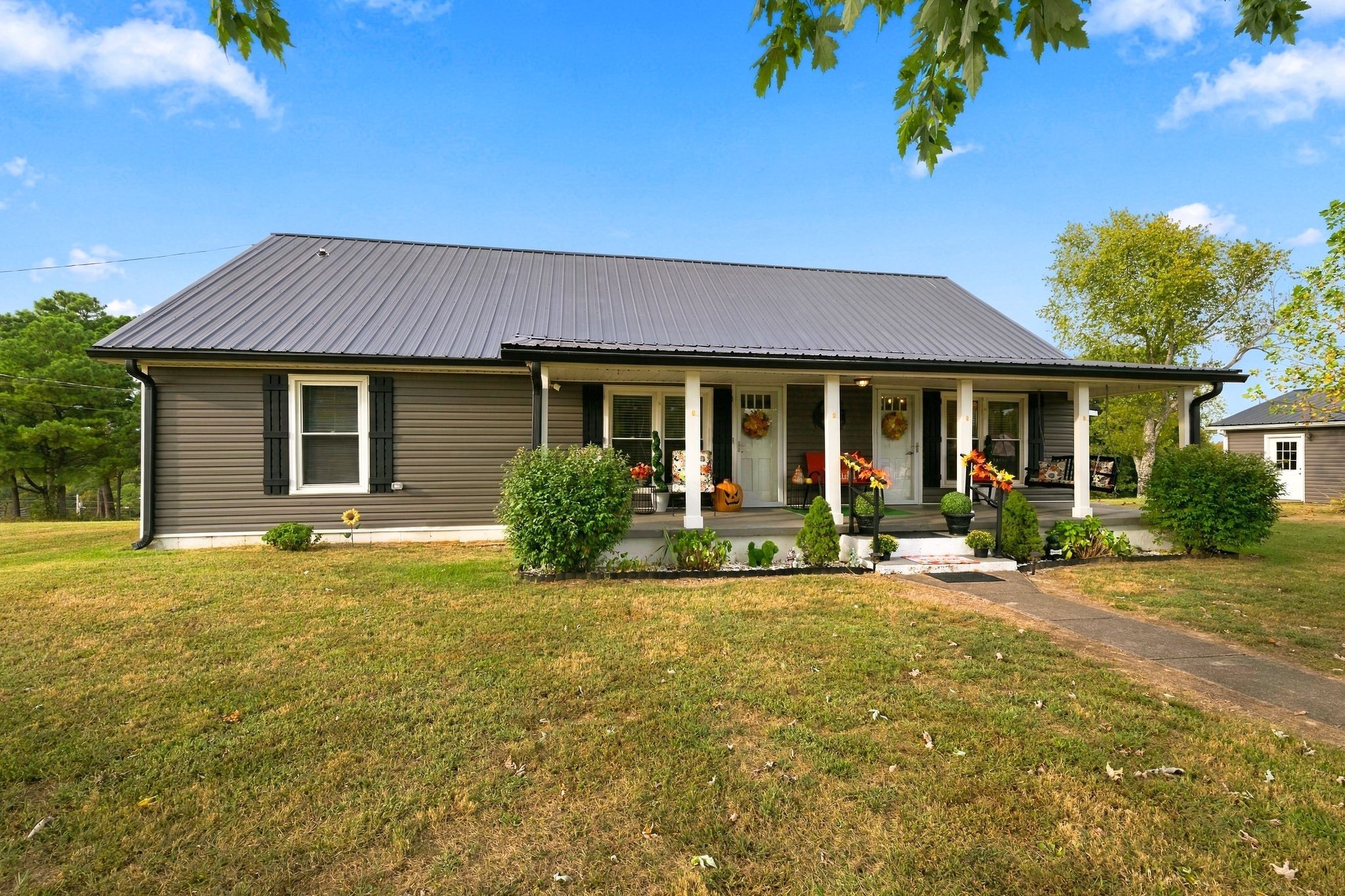 2412 Maysville Road, Dickson, TN 37055 — photo 3