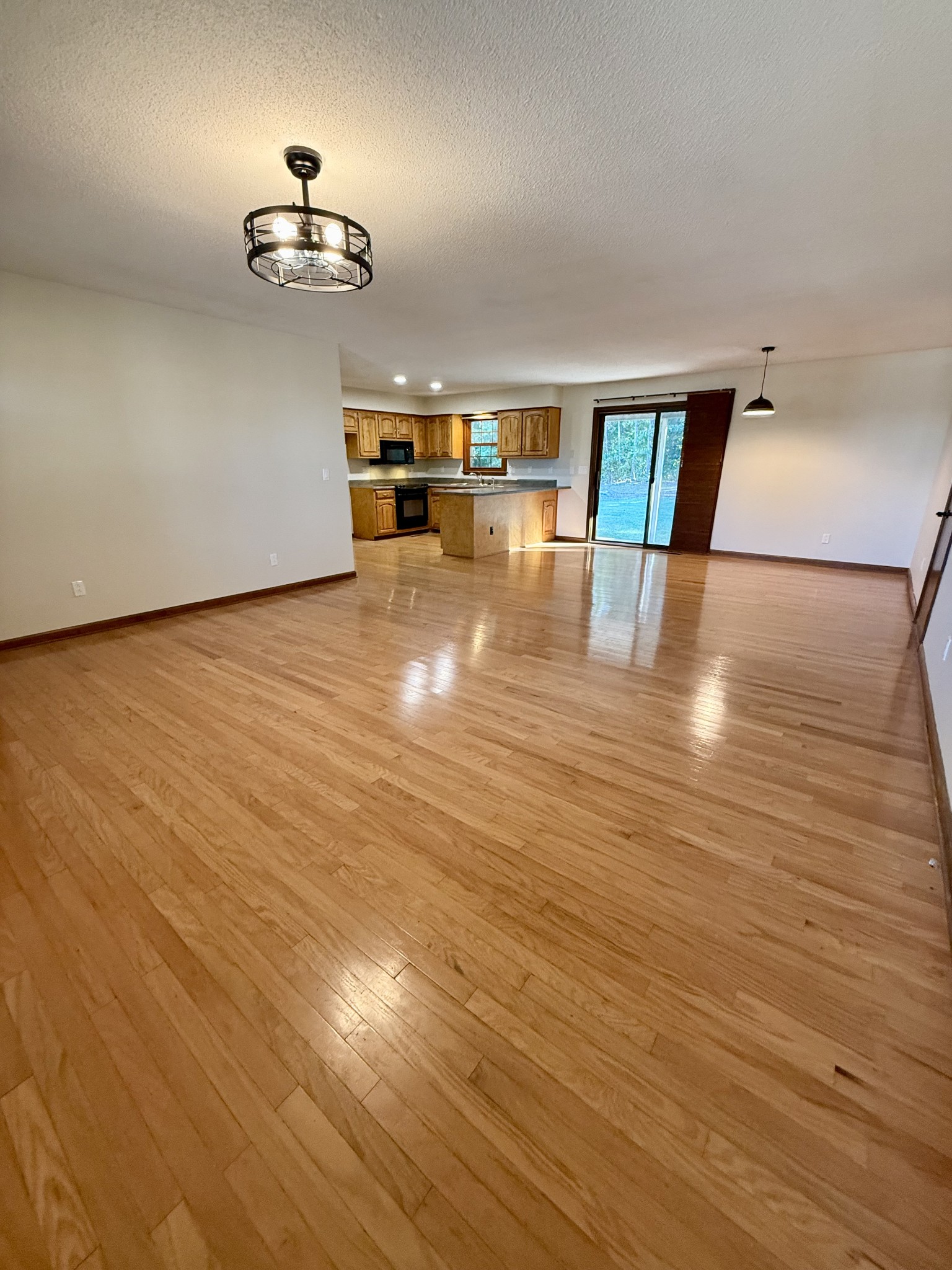 60 Twin Marys Dr — photo