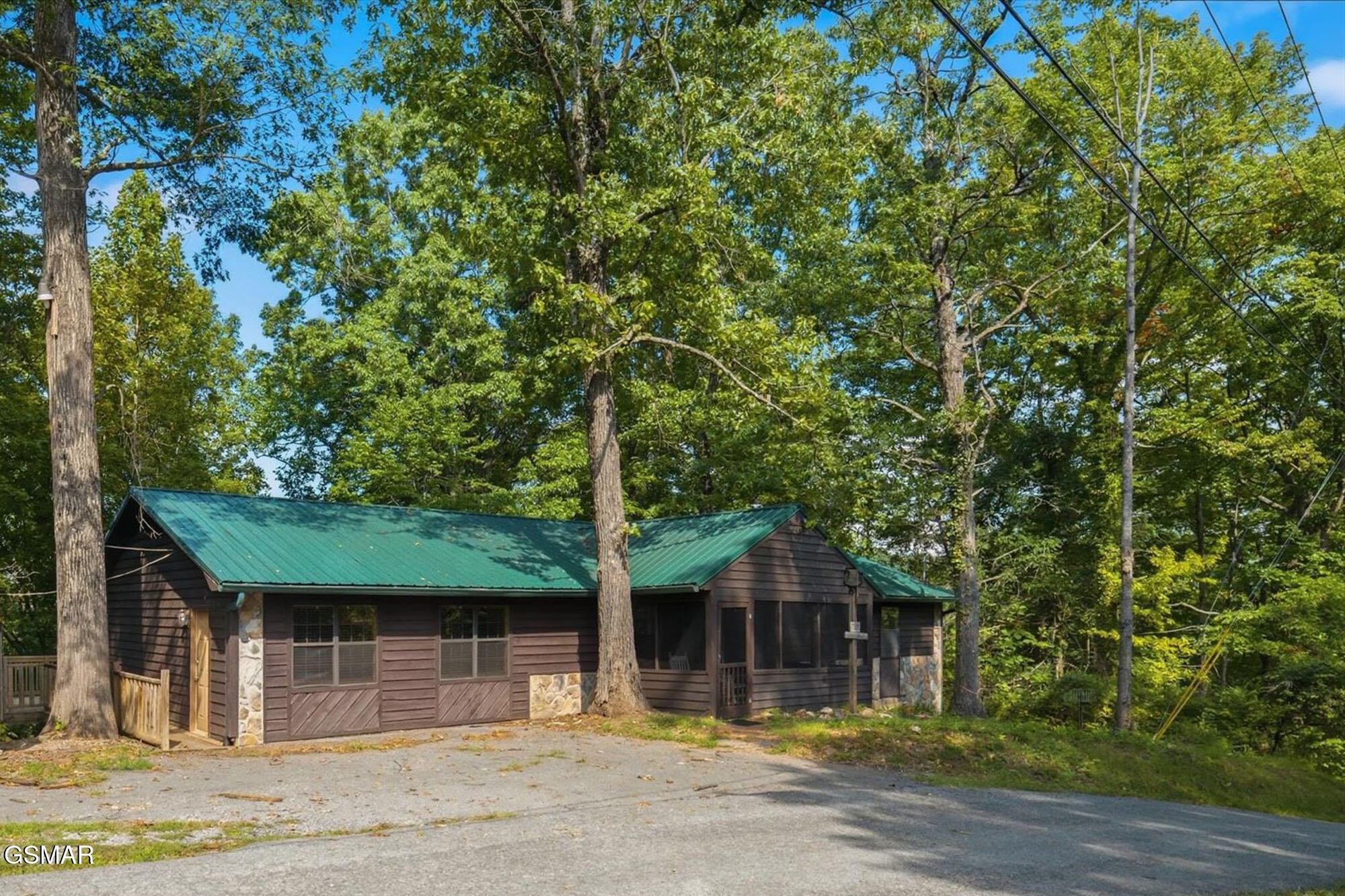 759 Ridgefield Drive — photo