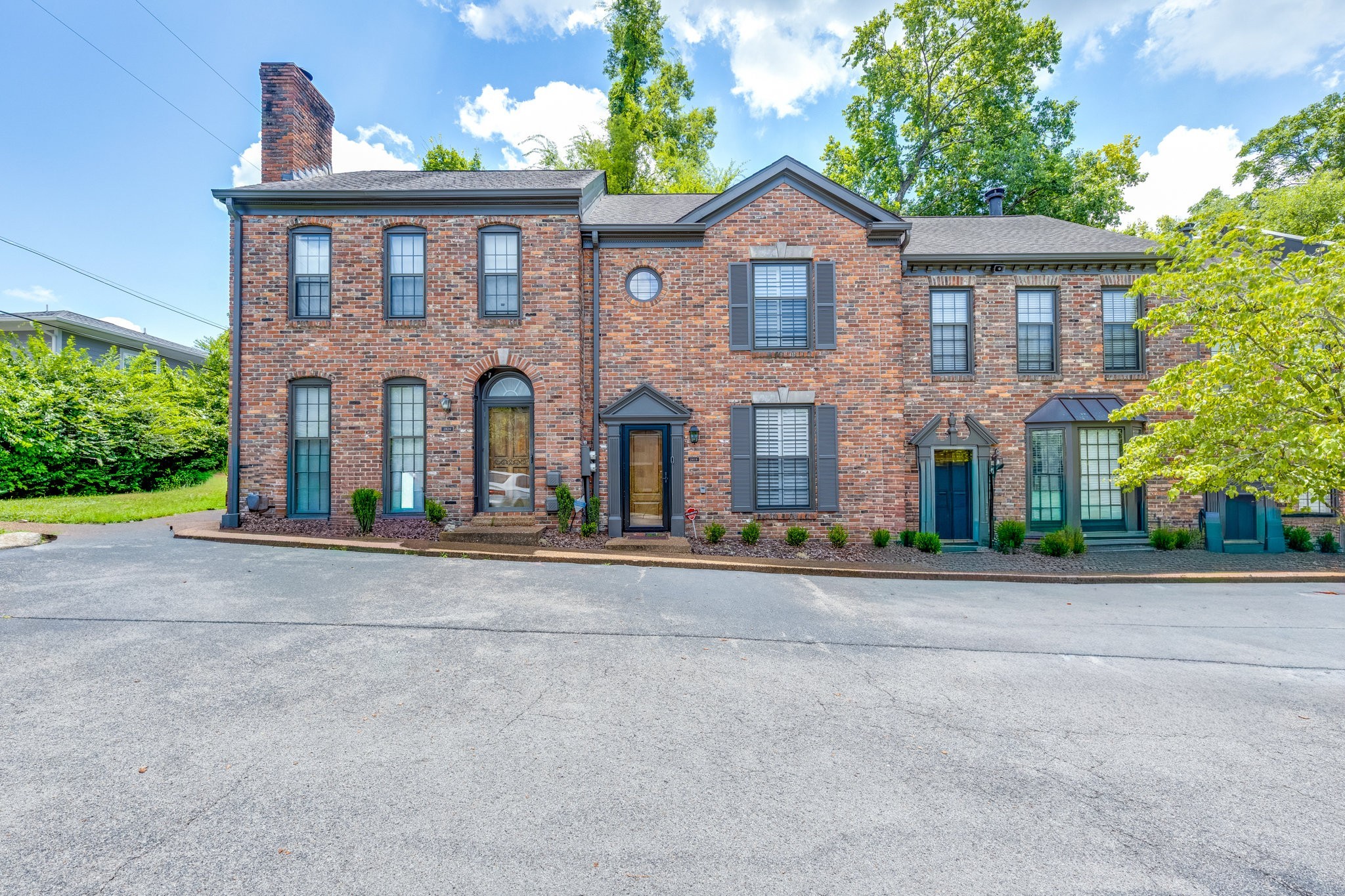 2018 Stokes Ln — photo