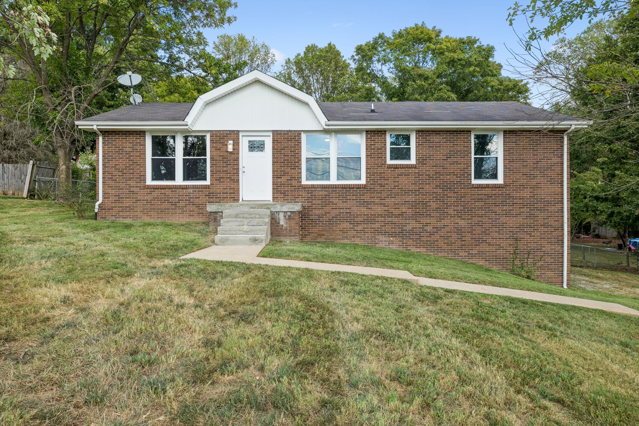 2762 Goodsprings Rd — photo
