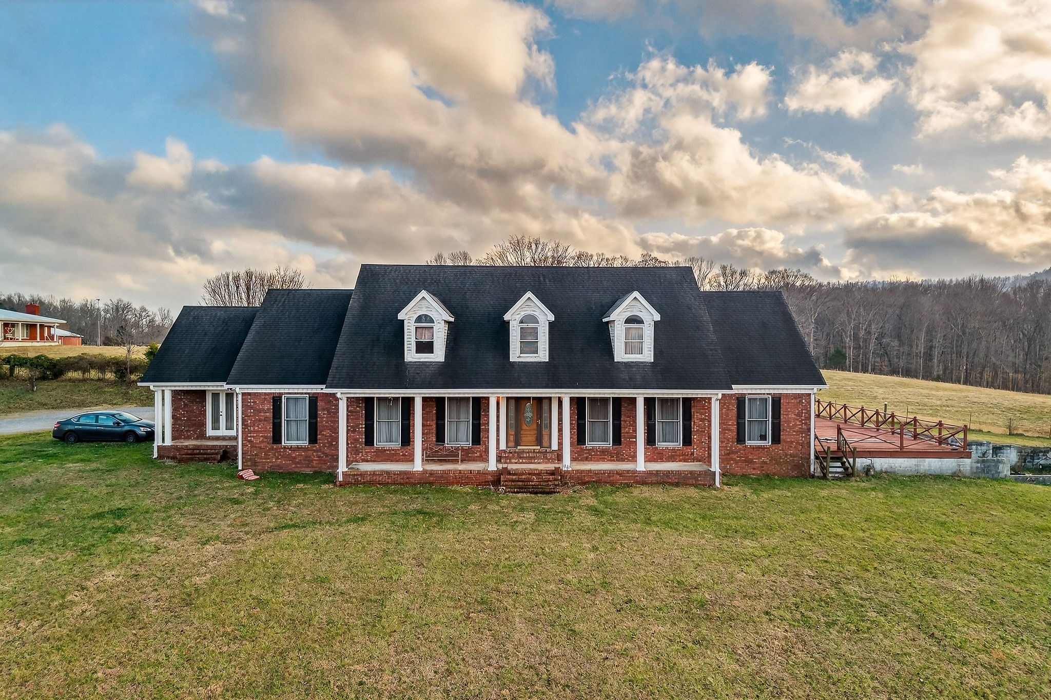 9334 Short Mountain Rd — photo