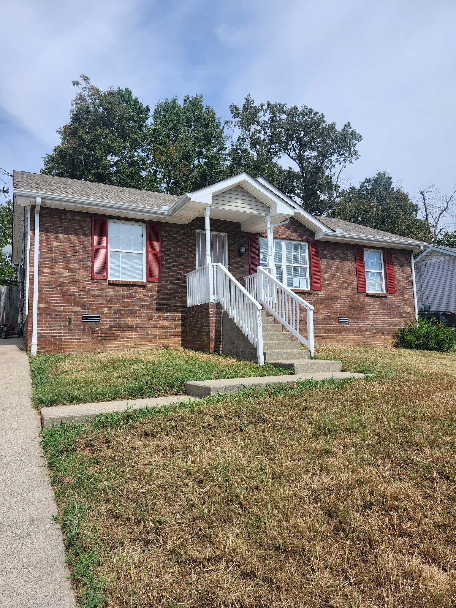 355 Donna Dr — photo