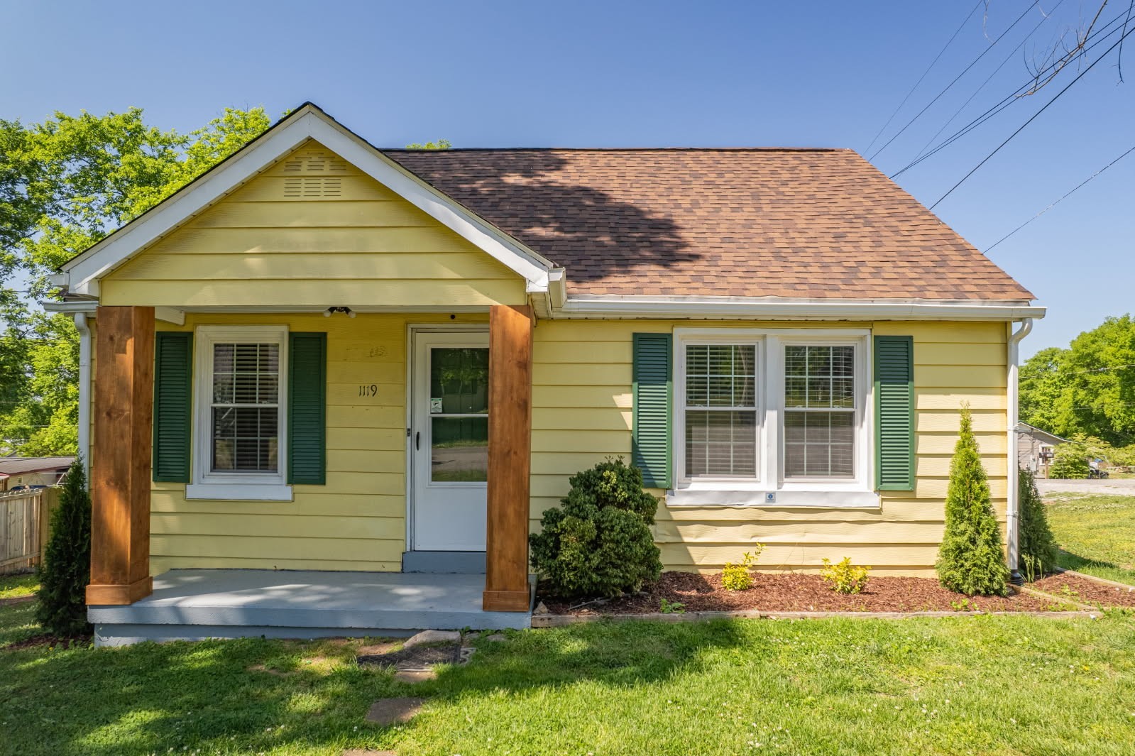 1119 Morningside Dr — photo