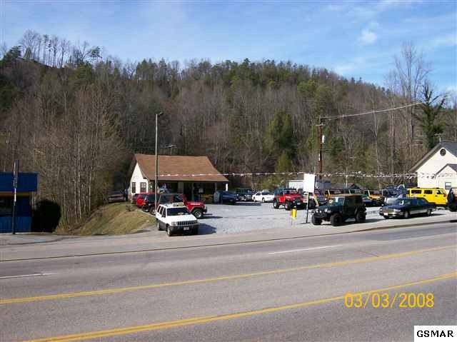 1011 East Parkway — photo