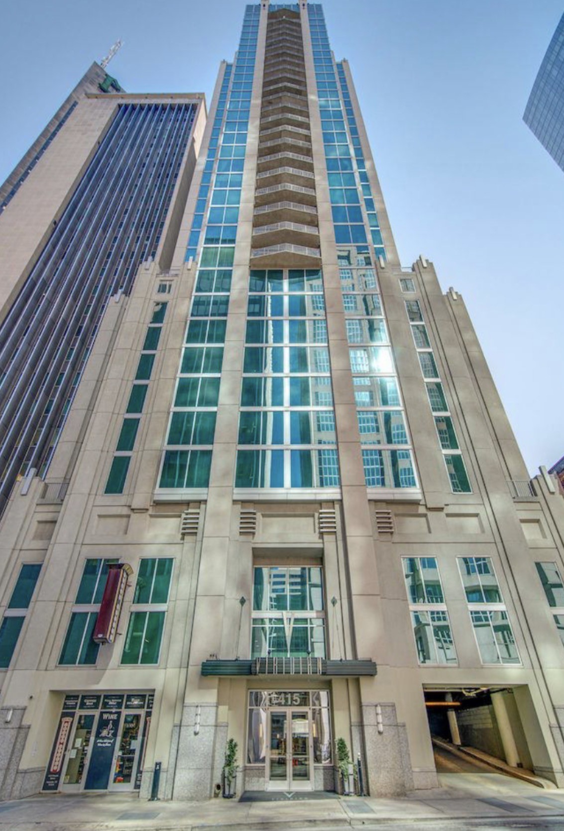 415 Church St 2211 — photo