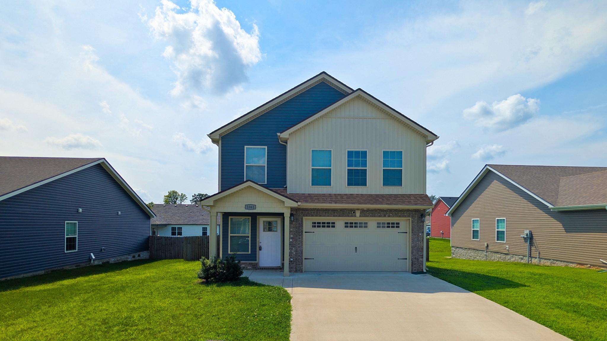 1061 Dublin Dr — photo