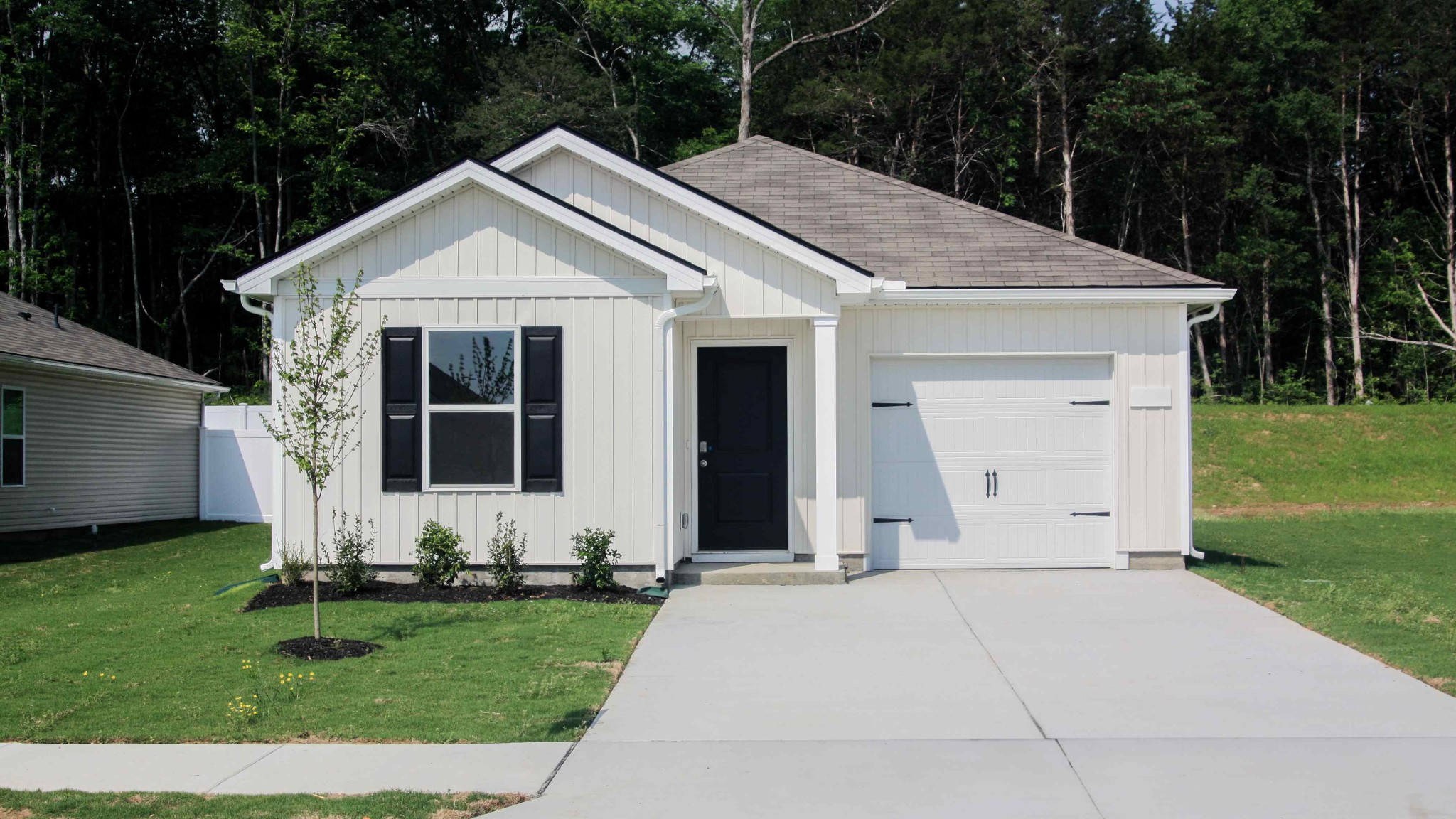 1401 Belmont Way — photo