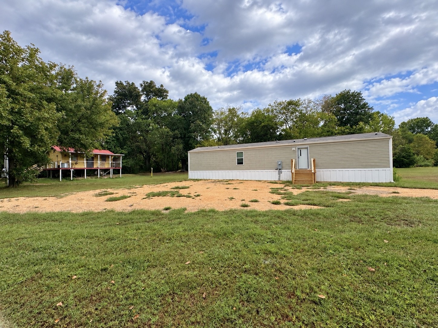 231 Dogwood Lane — photo