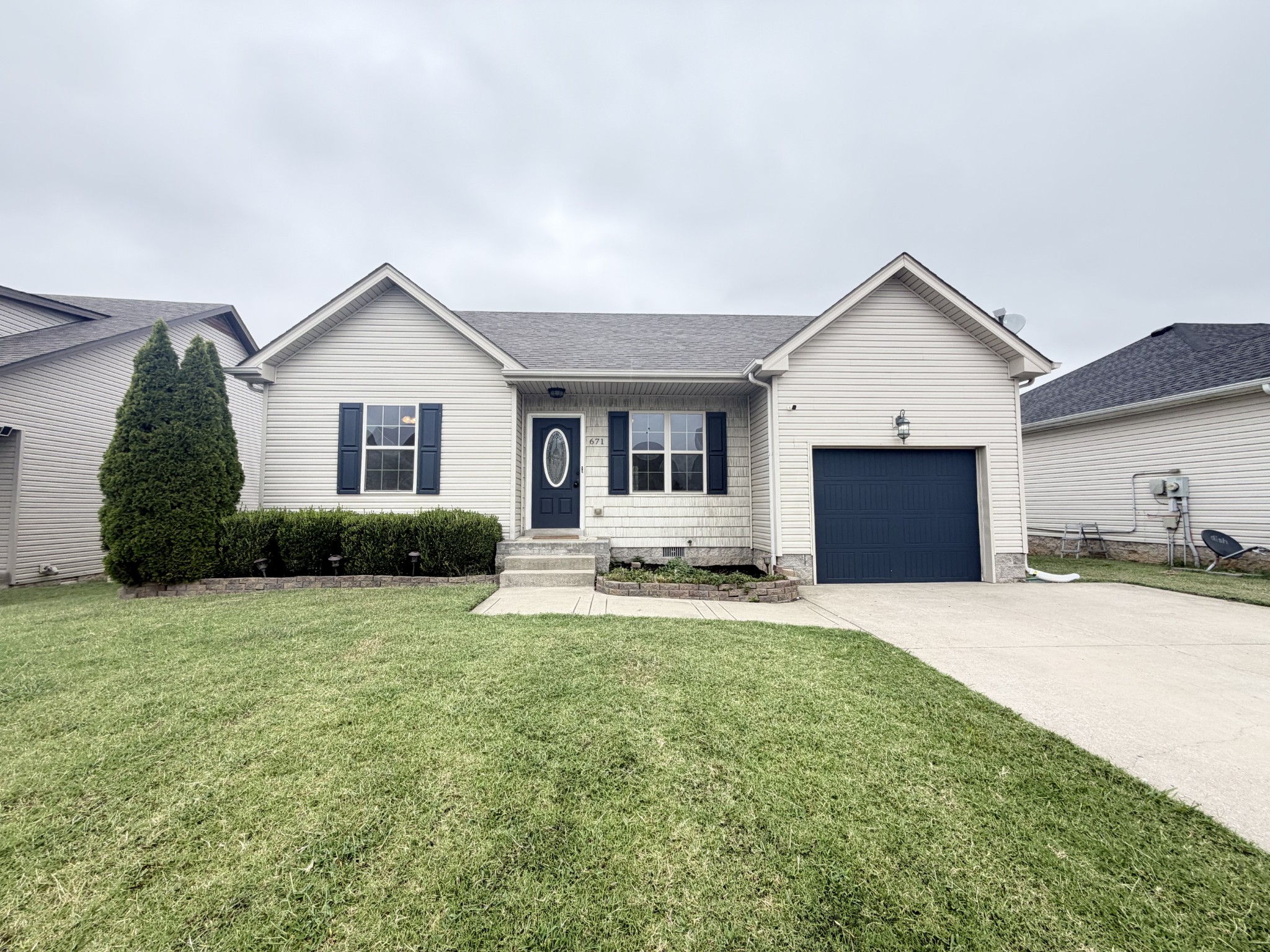671 Fox Trail Ct — photo