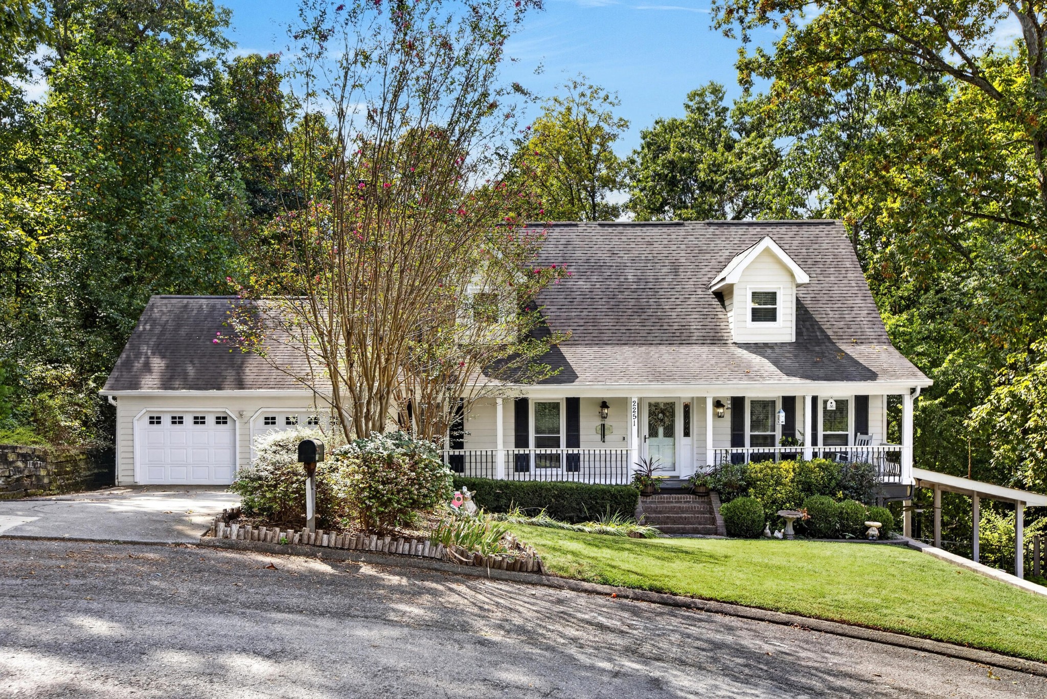 2251 Laurel Hills Drive, NW — photo
