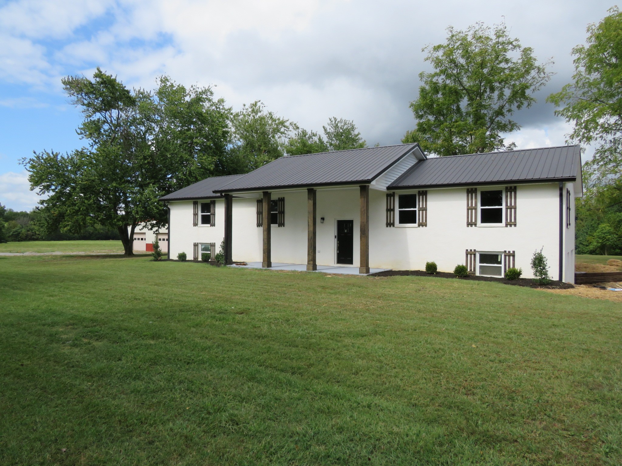 315 Bob Perry Road, Bethpage, TN 37022 — photo 3