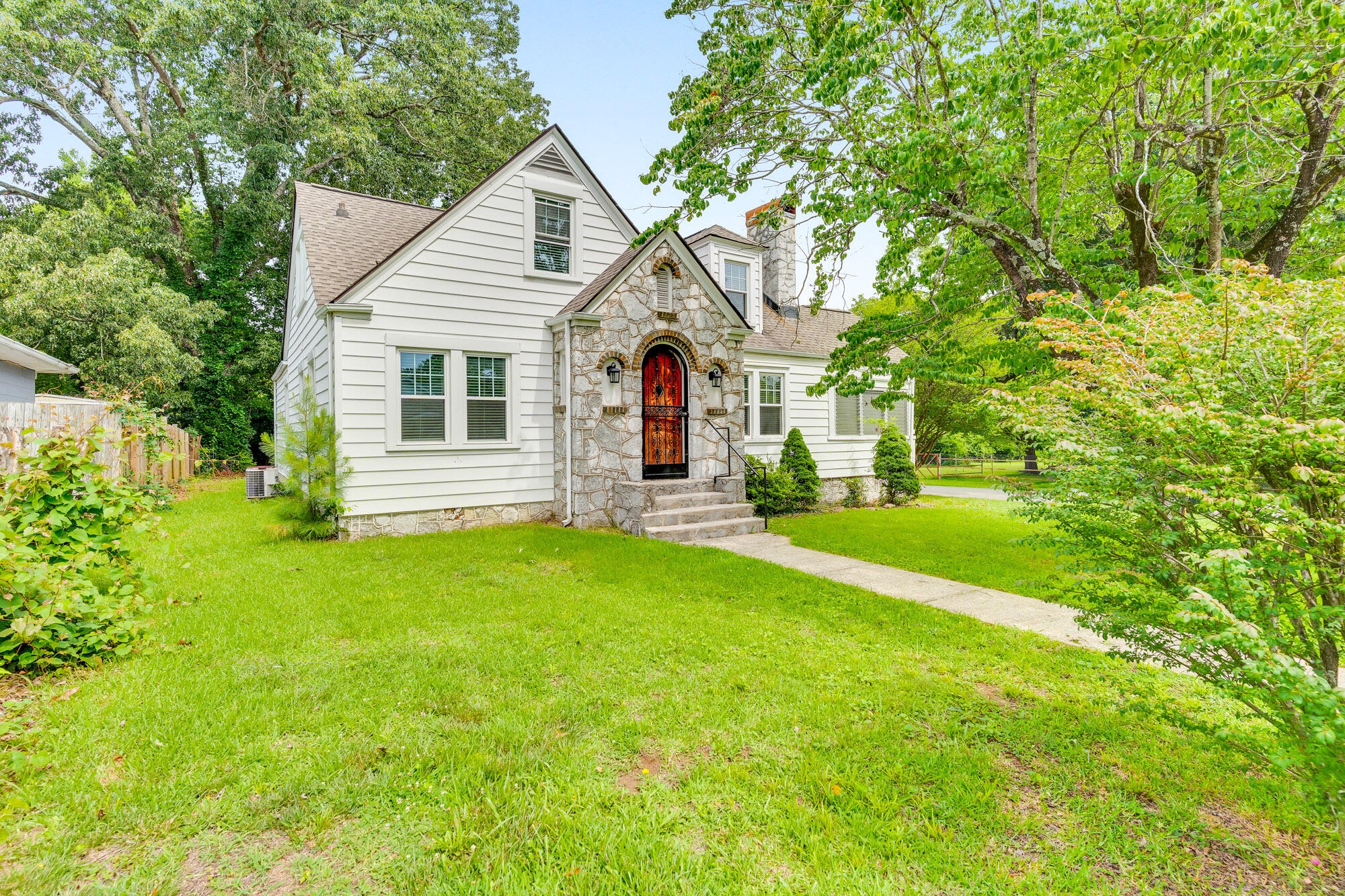 125 Melrose Drive — photo