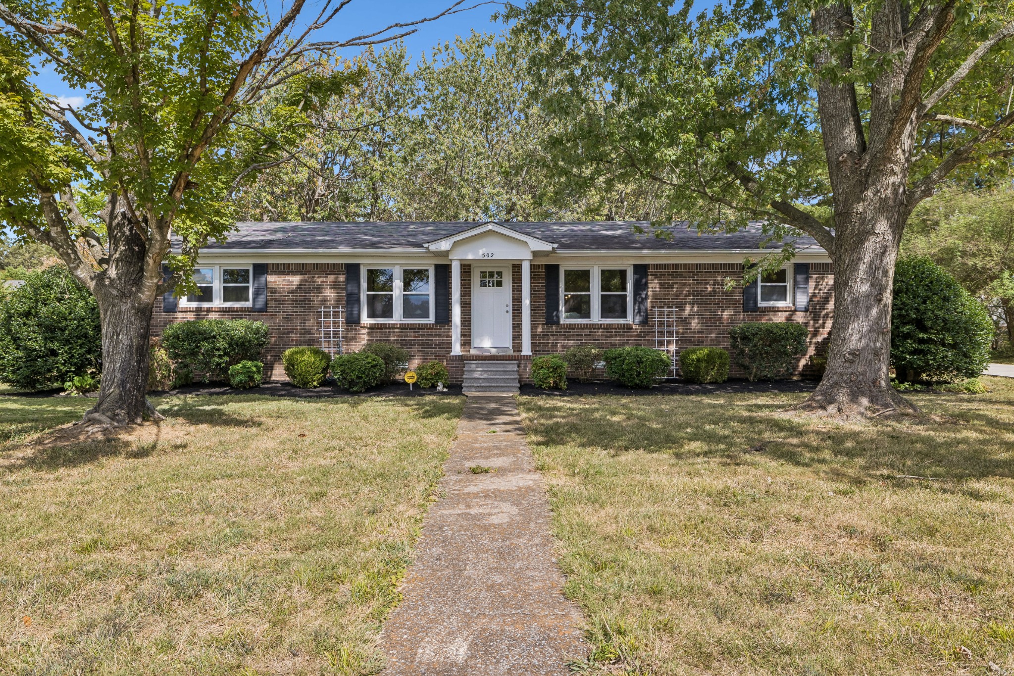 502 Shadow Dr — photo