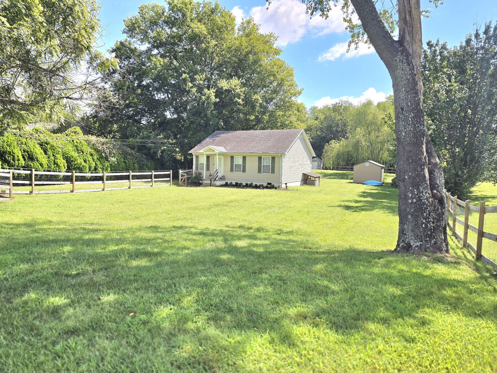 178 Miranda Rd — photo